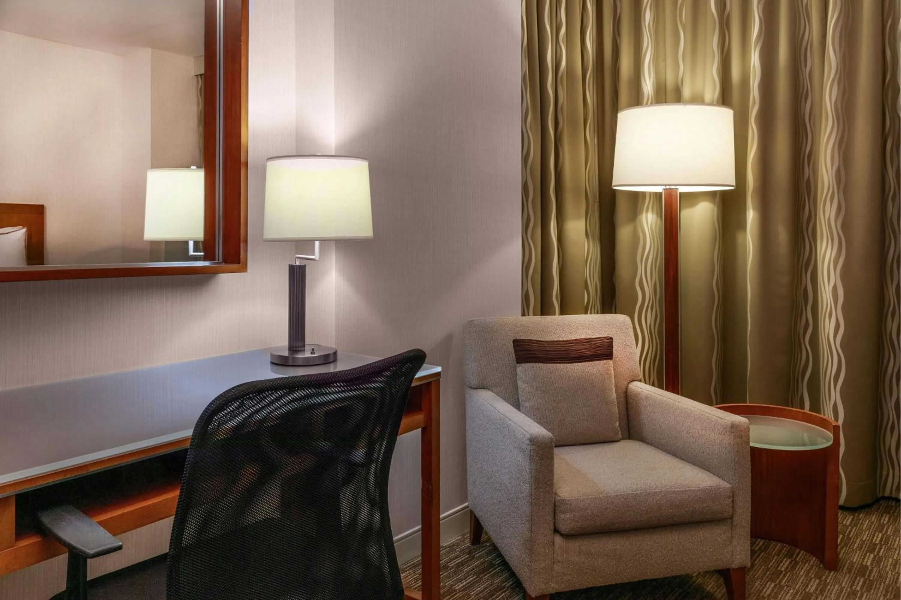 Photo of the whole room in The Westin Washington Dulles Airport