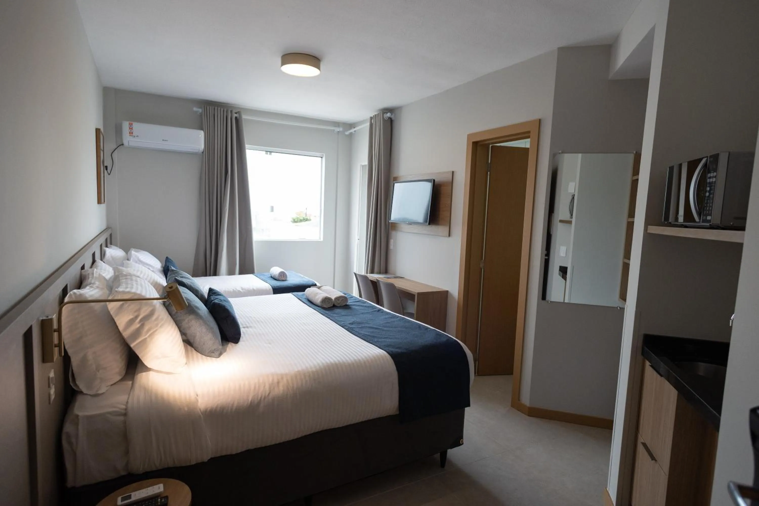 Photo of the whole room, Bed in Luísa Studio Hotel