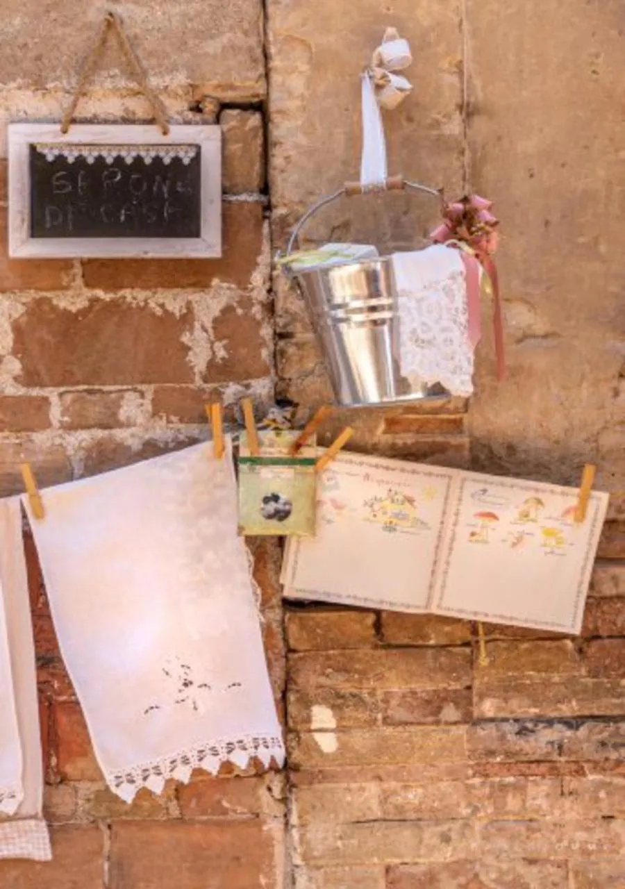 Decorative detail in Casa Isabella B&B