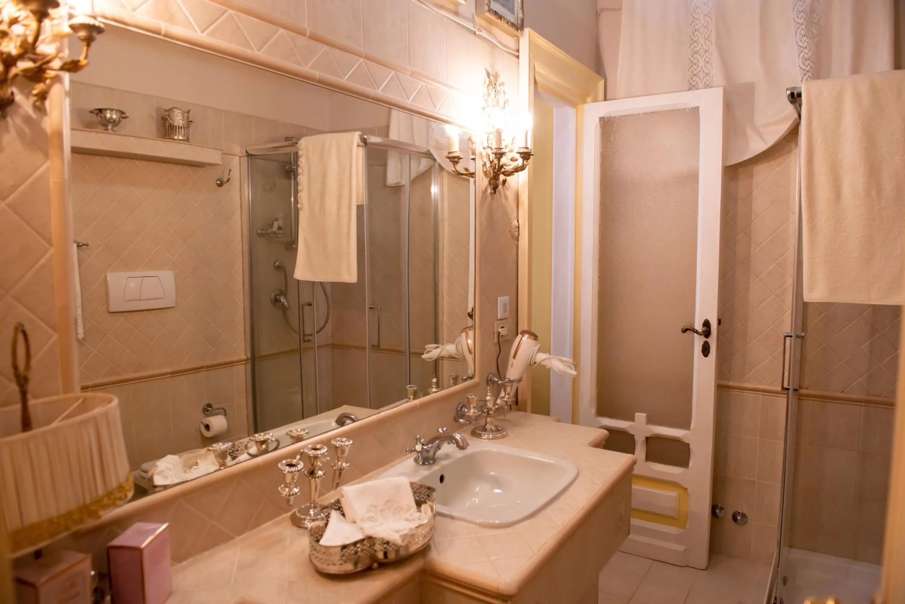 Bathroom in Casa Isabella B&B