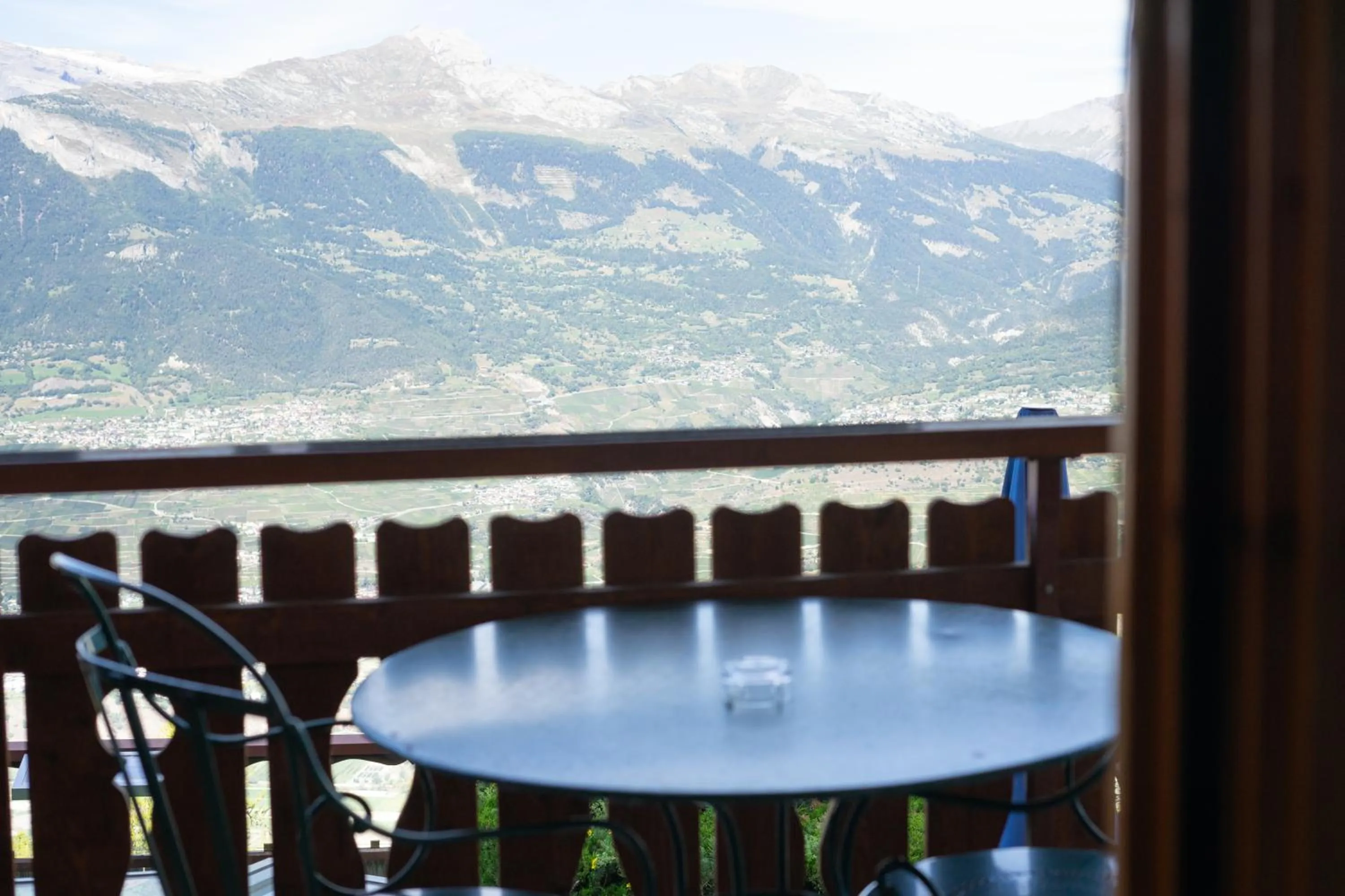 Natural landscape in Hôtel Chalet Royal