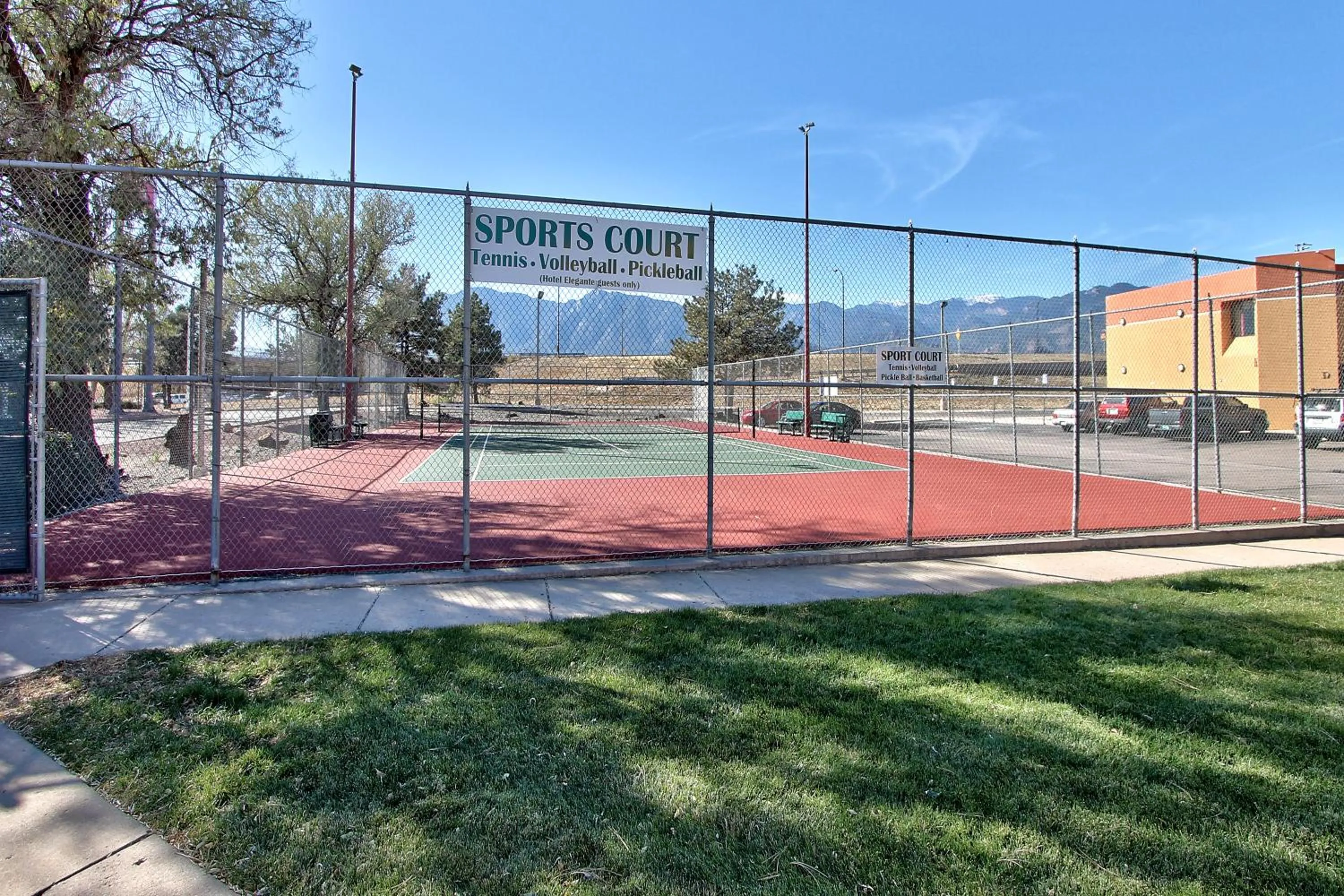 Tennis court, Tennis/Squash in Alta Hotel