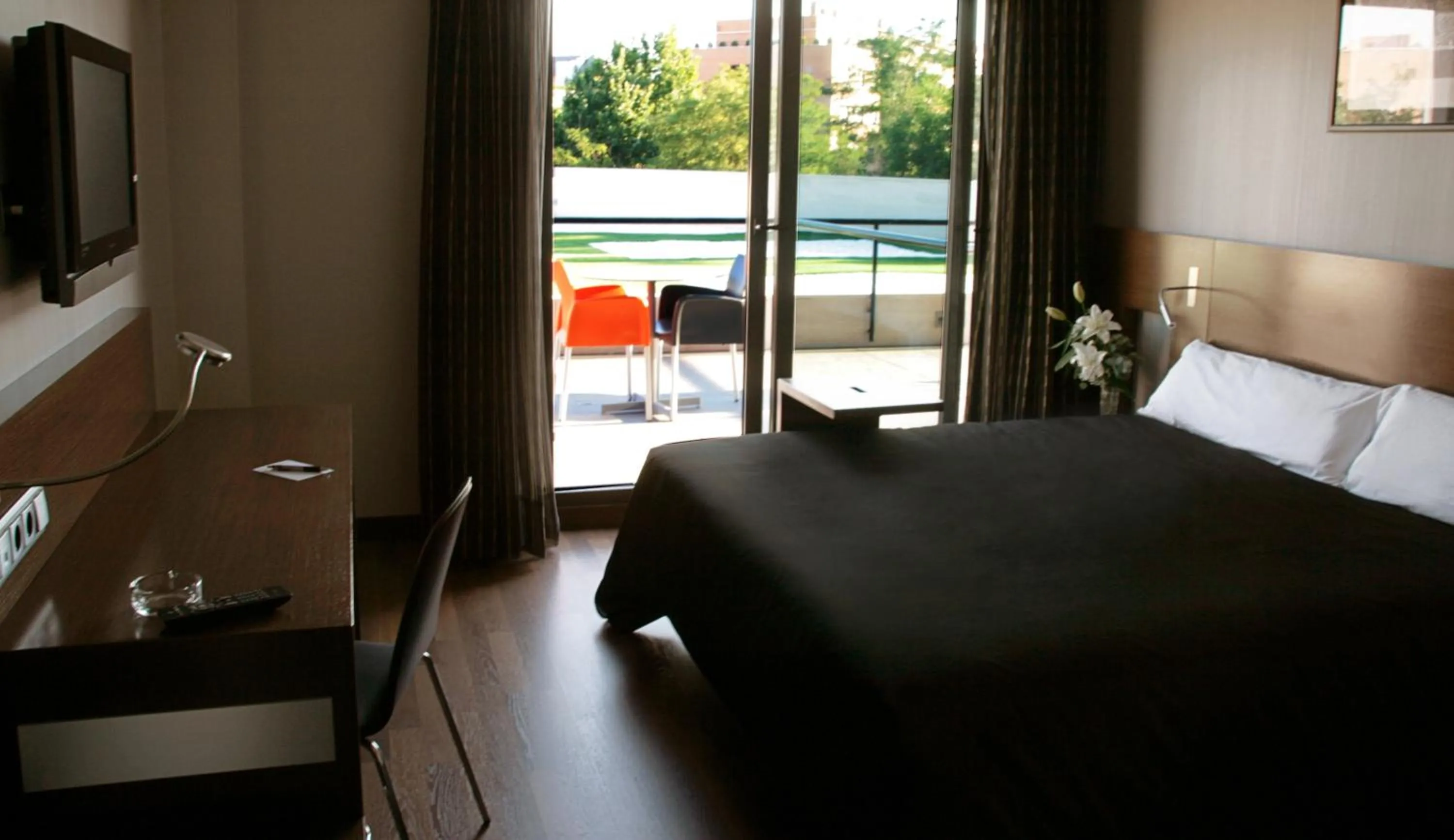 Bed in TaCH Madrid Airport