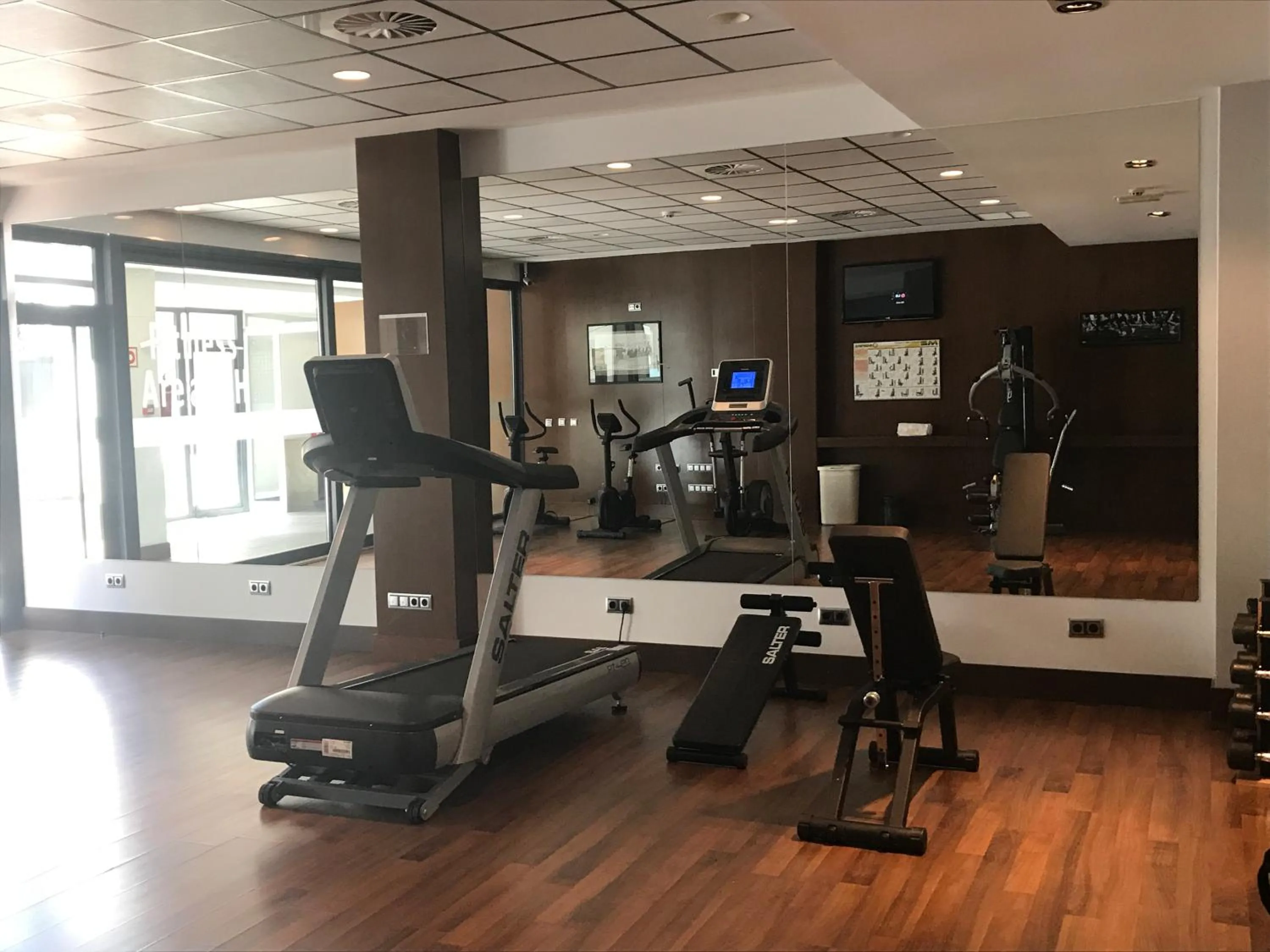 Fitness centre/facilities in TaCH Madrid Airport