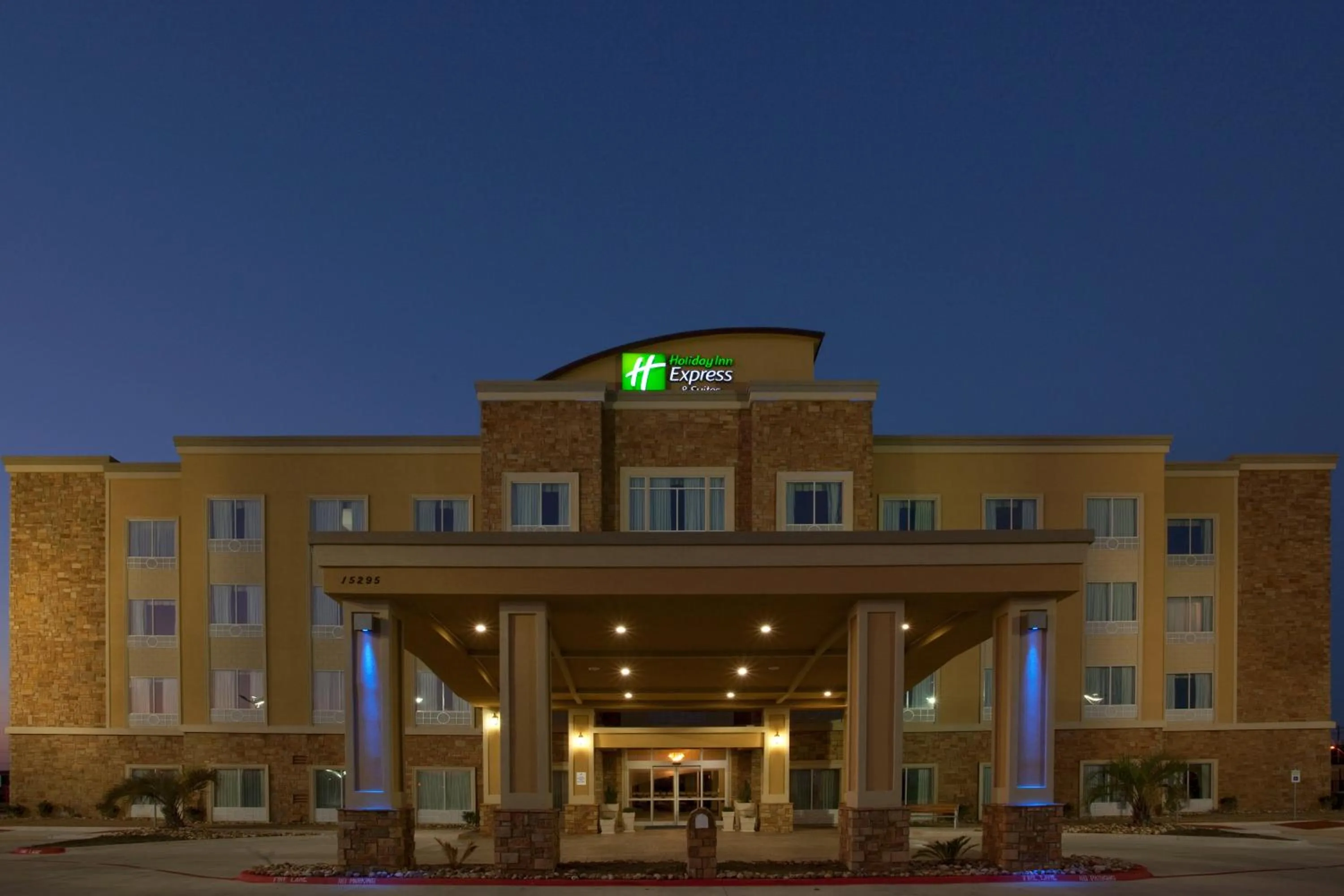 Property building in Holiday Inn Express & Suites Austin South-Buda by IHG