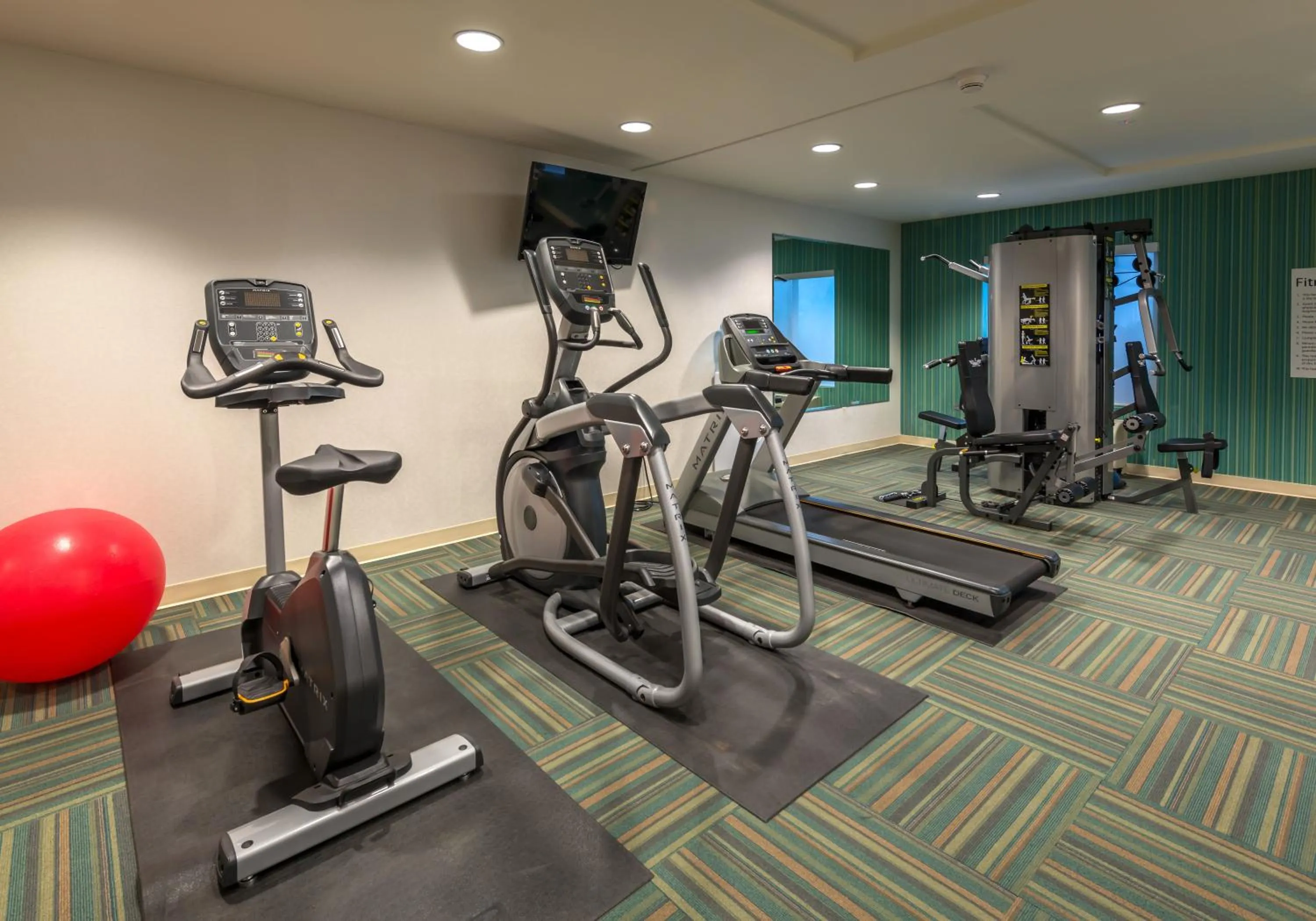 Fitness centre/facilities in Holiday Inn Express Hotel & Suites Carson City by IHG
