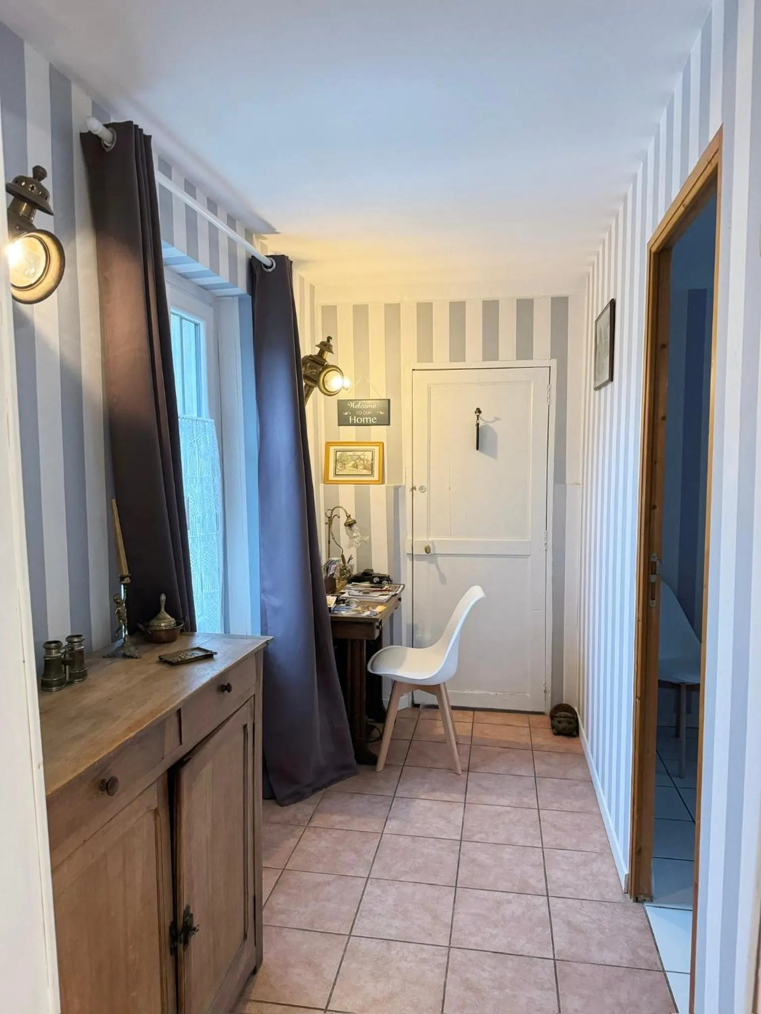 Property building in Chez Madame Titus