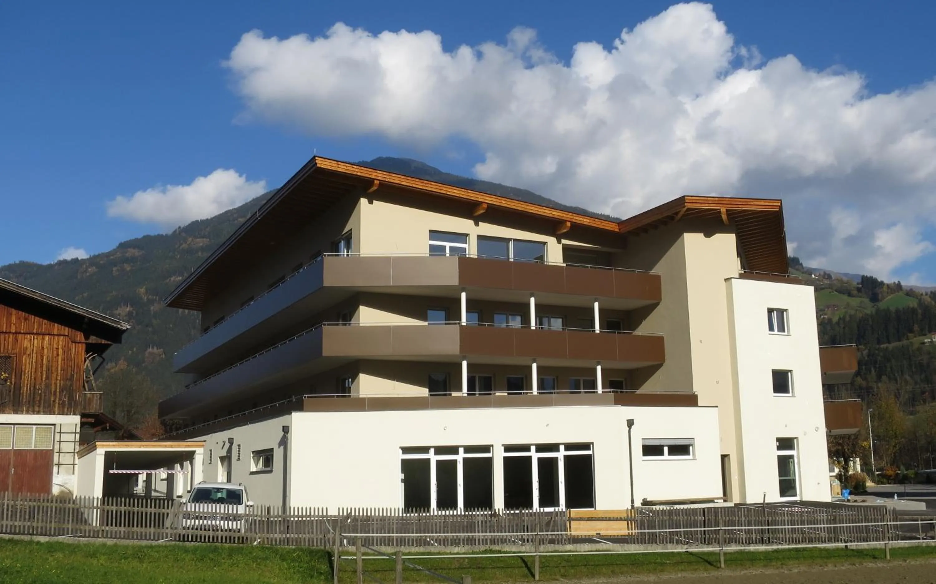 Facade/entrance in Aparthotel AlpTirol