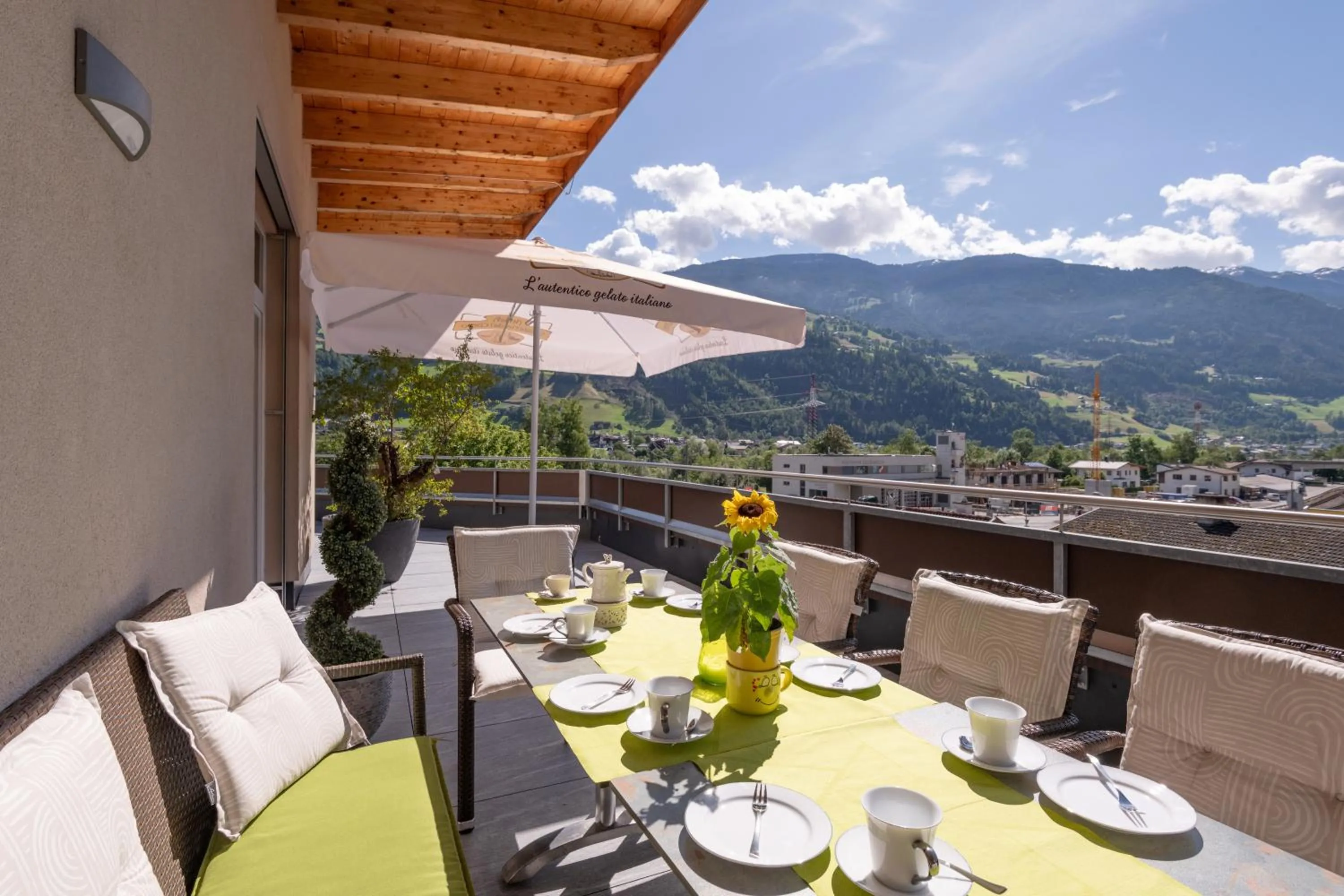 Balcony/Terrace in Aparthotel AlpTirol
