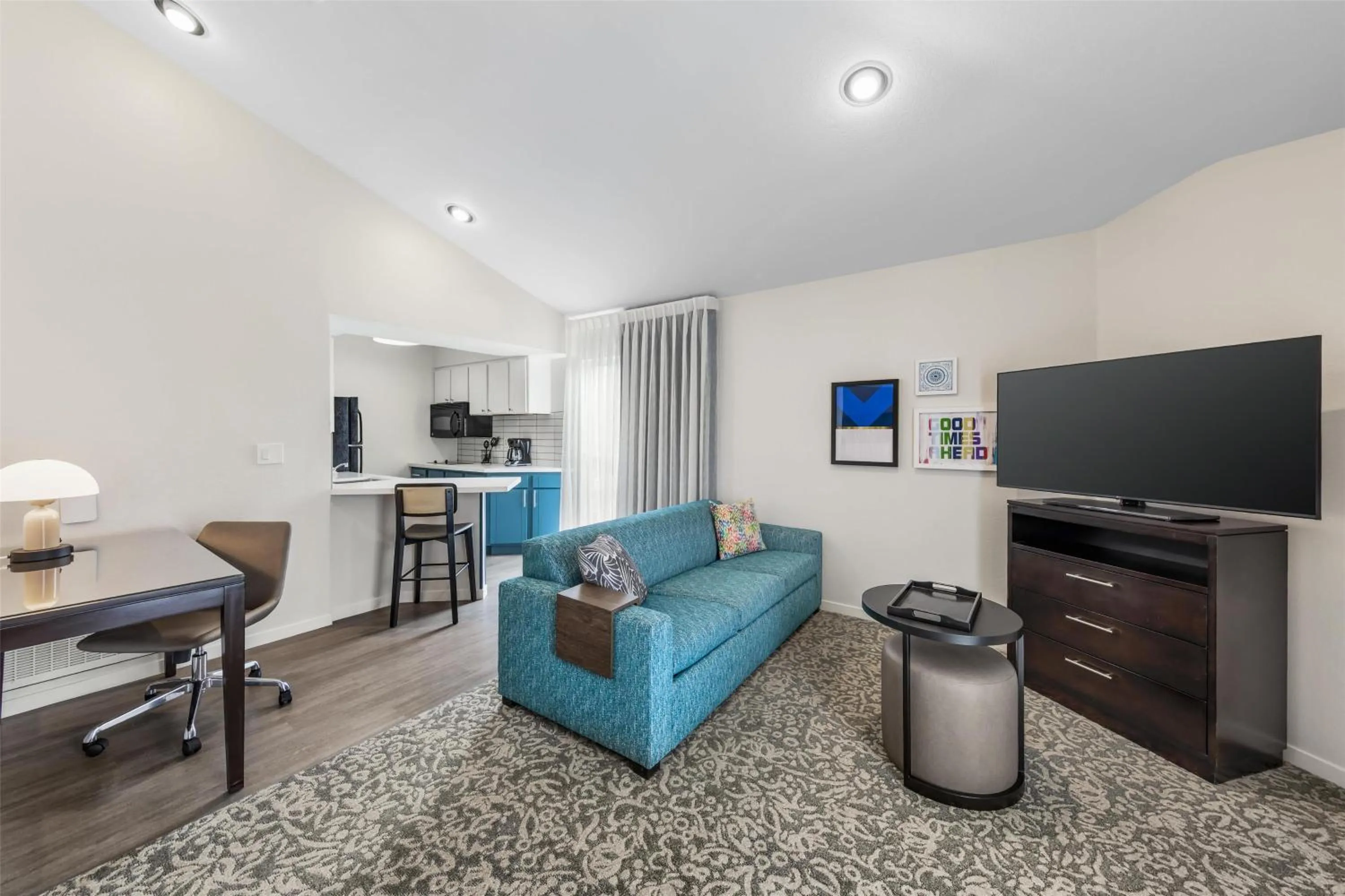 Bedroom in Sonesta ES Suites Chatsworth