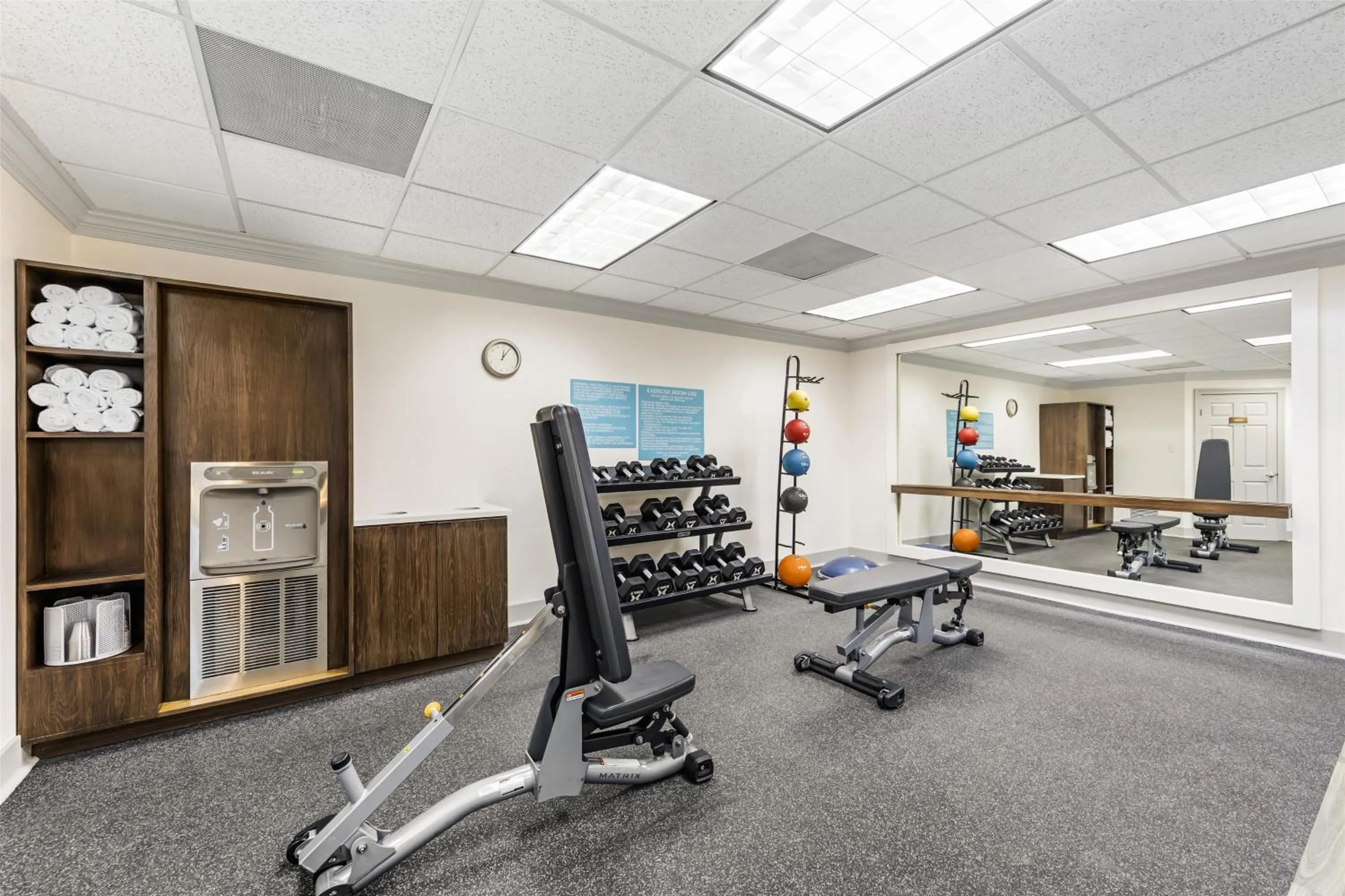 Fitness centre/facilities in Sonesta ES Suites Chatsworth