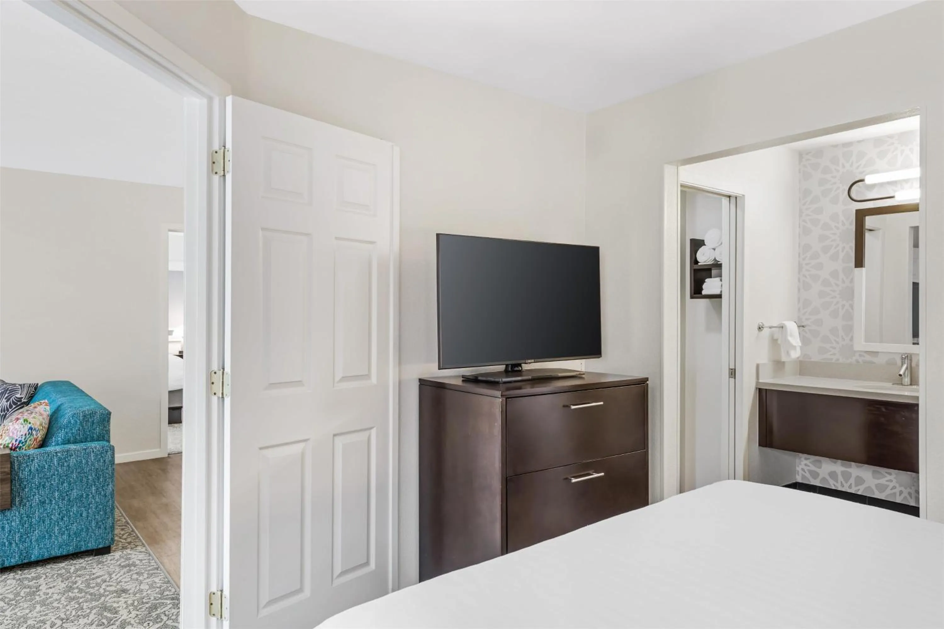 Bedroom in Sonesta ES Suites Chatsworth