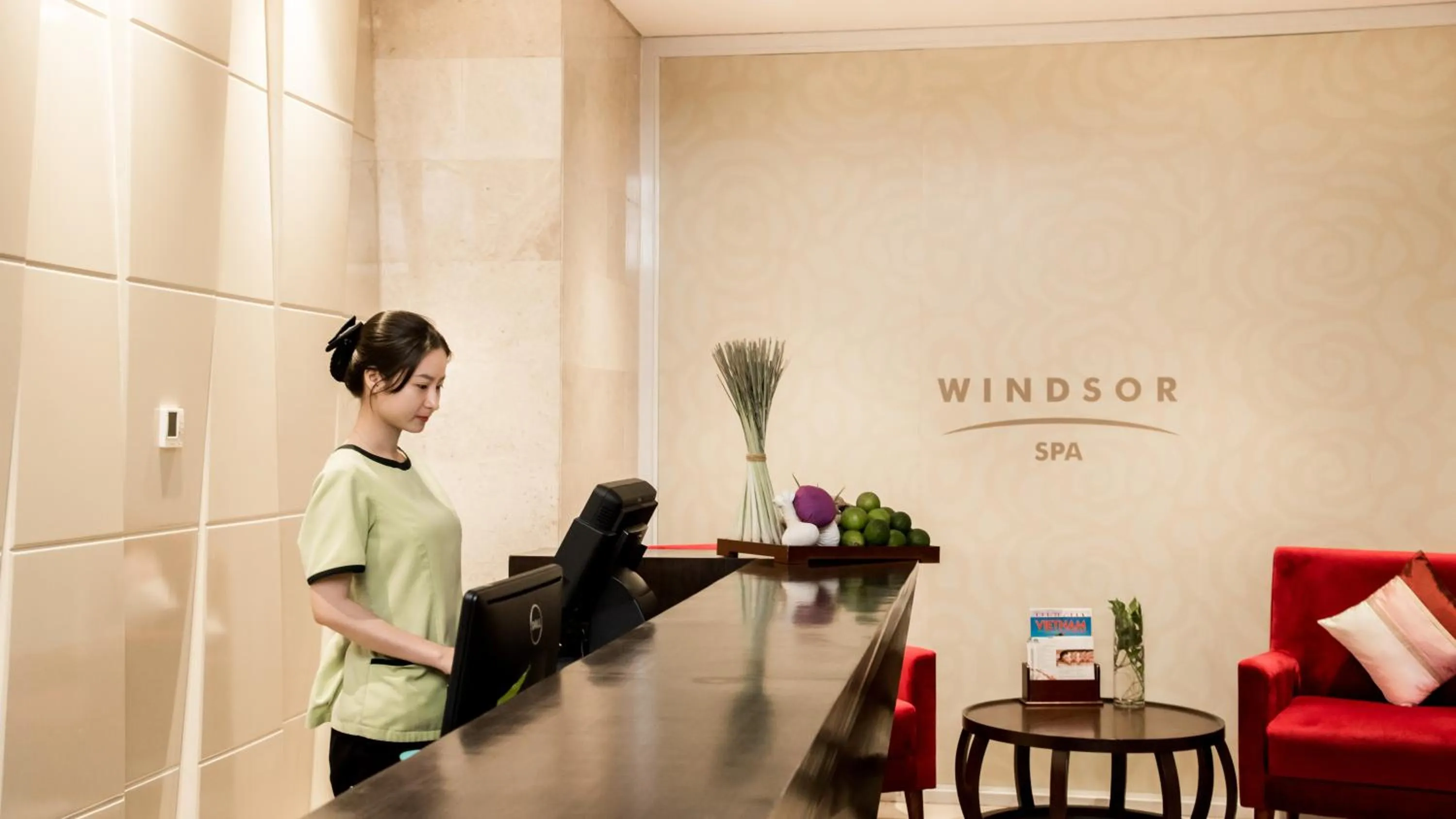 Spa and wellness centre/facilities in Windsor Plaza Hotel