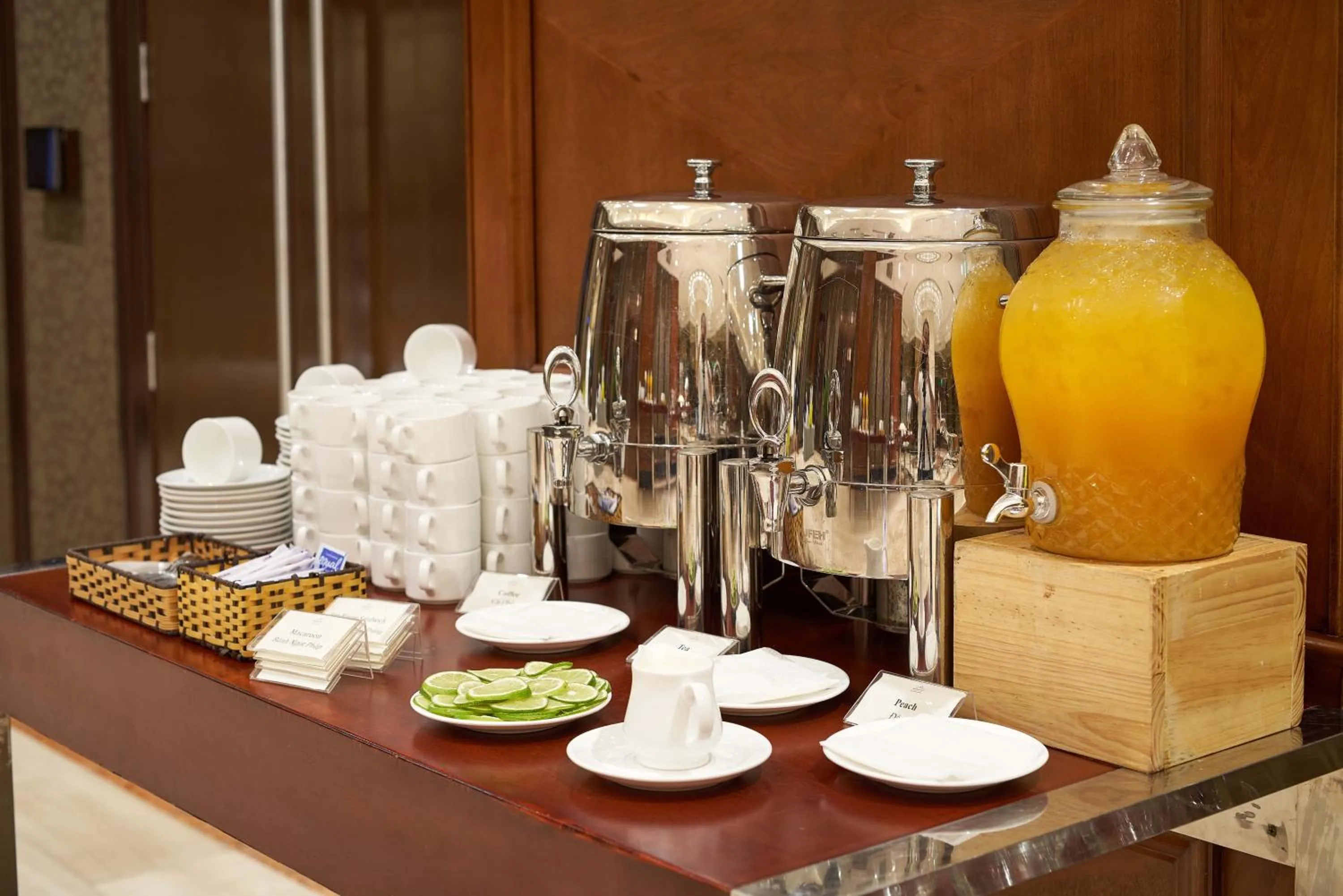 Meeting/conference room in Windsor Plaza Hotel