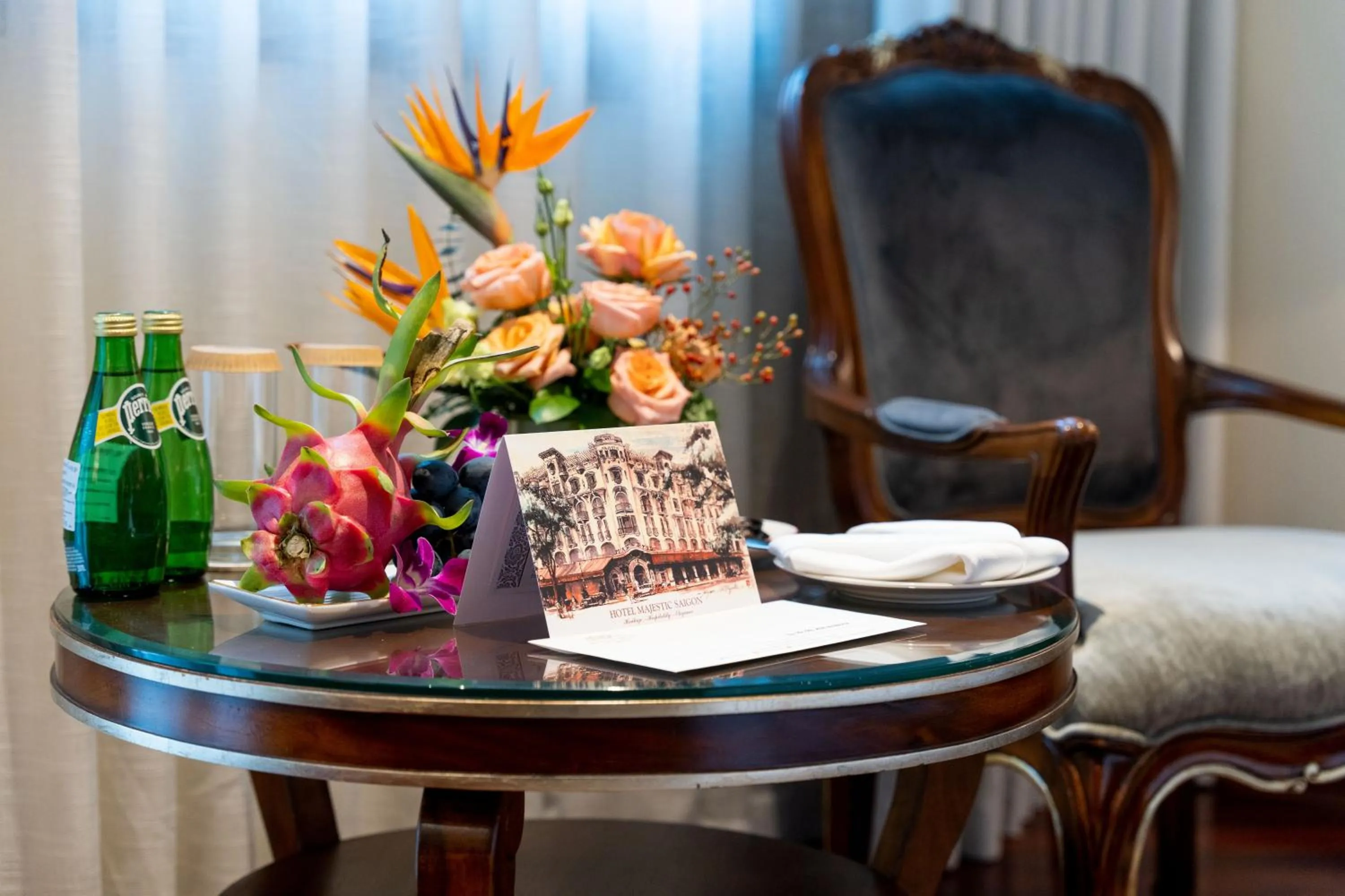 Living room in Hotel Majestic Saigon