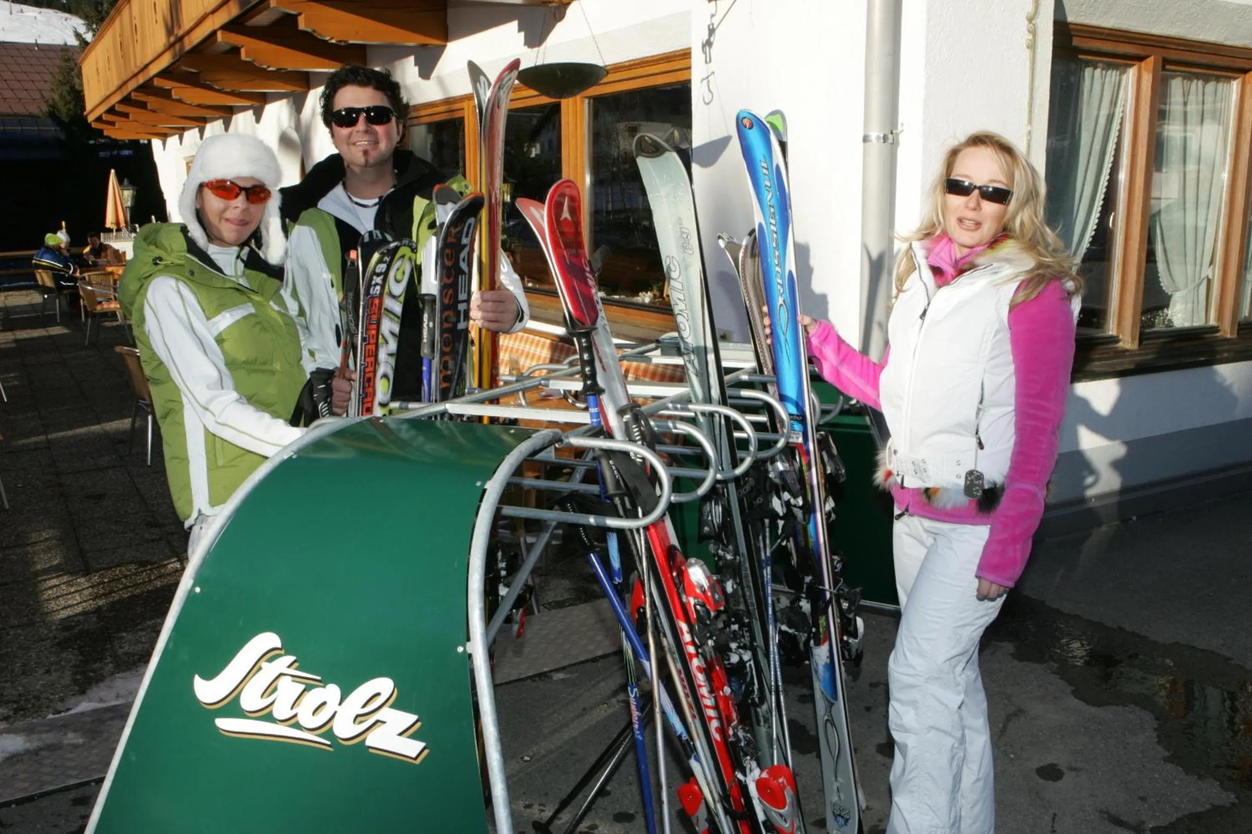 Skiing in Hotel Stülzis