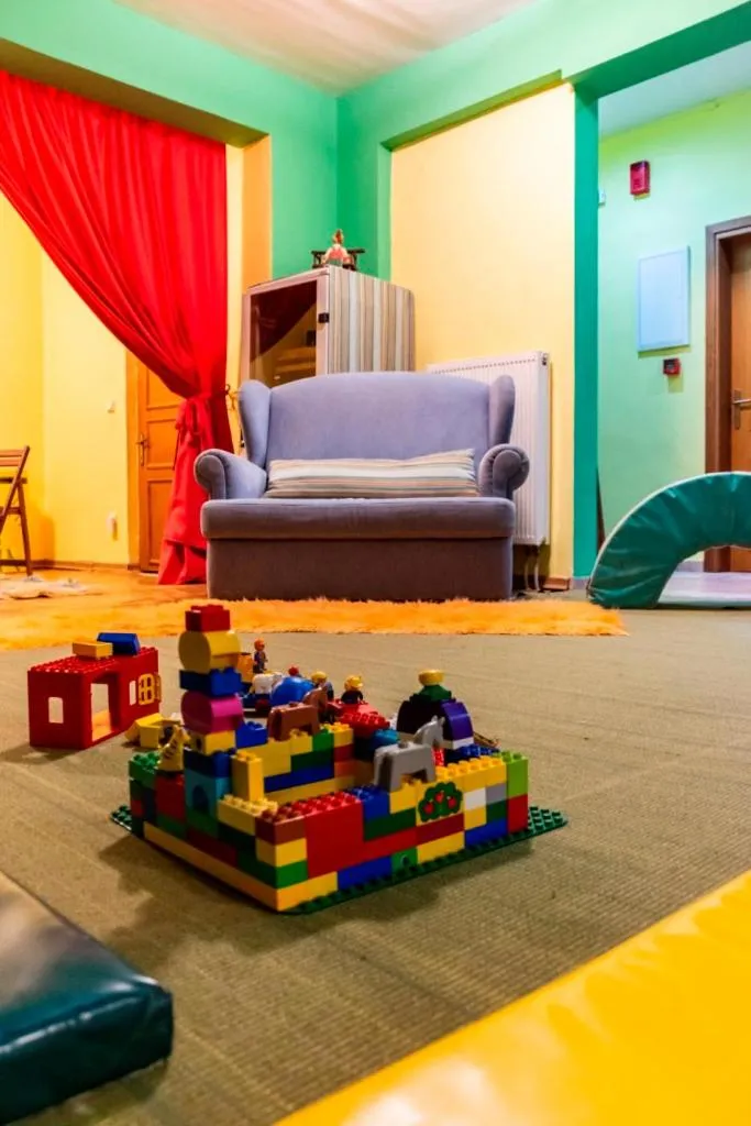 Kids's club, Bed in Dimosthenis