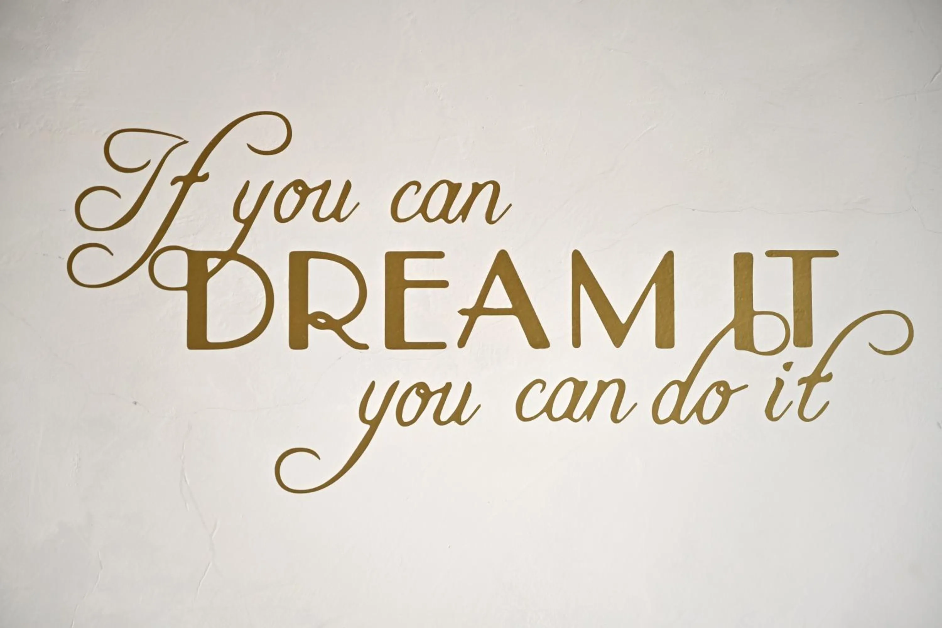 Text overlay in Al Vicoletto - Genuine Hospitality