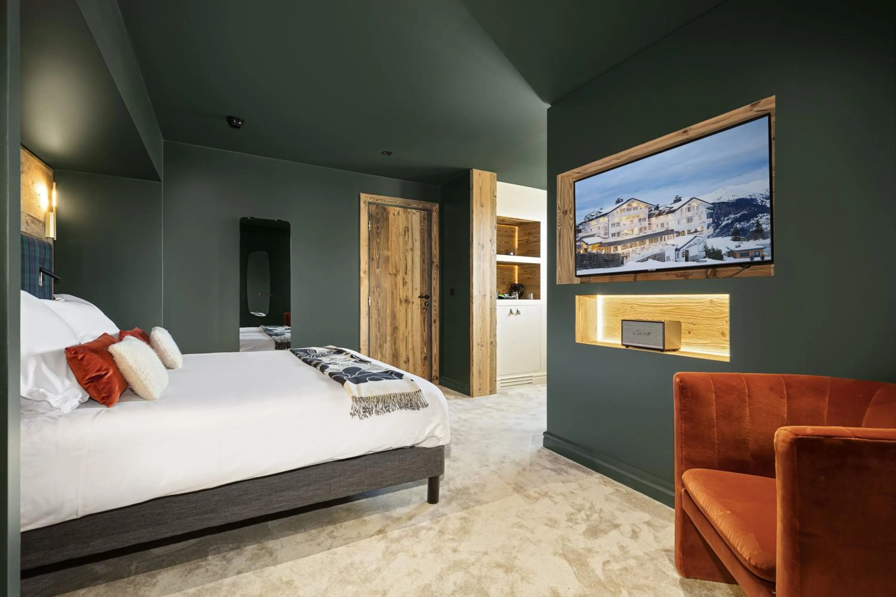 Bedroom, Bed in Hotel Le Chabichou