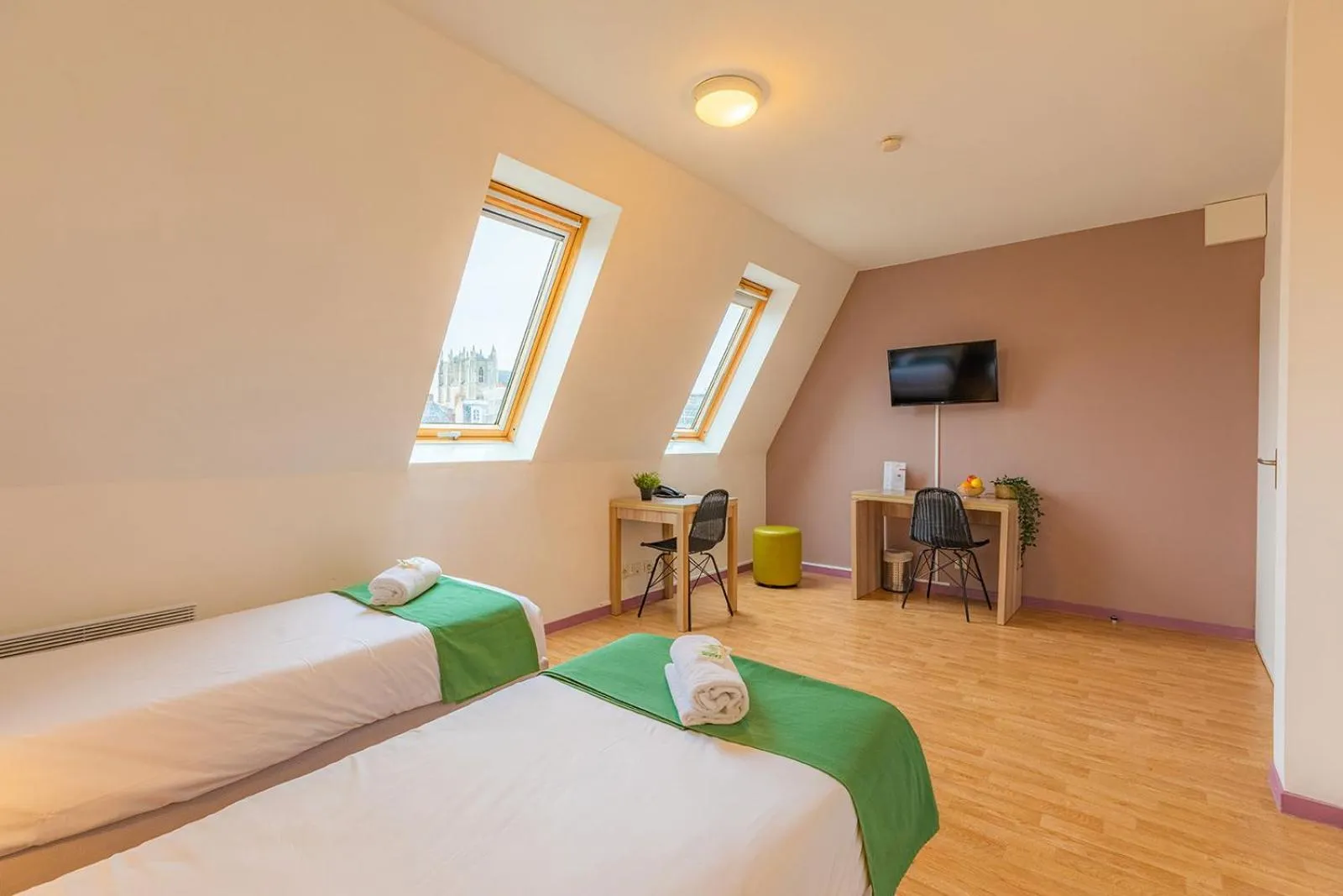 Bed in Appart’City Confort Nantes Centre