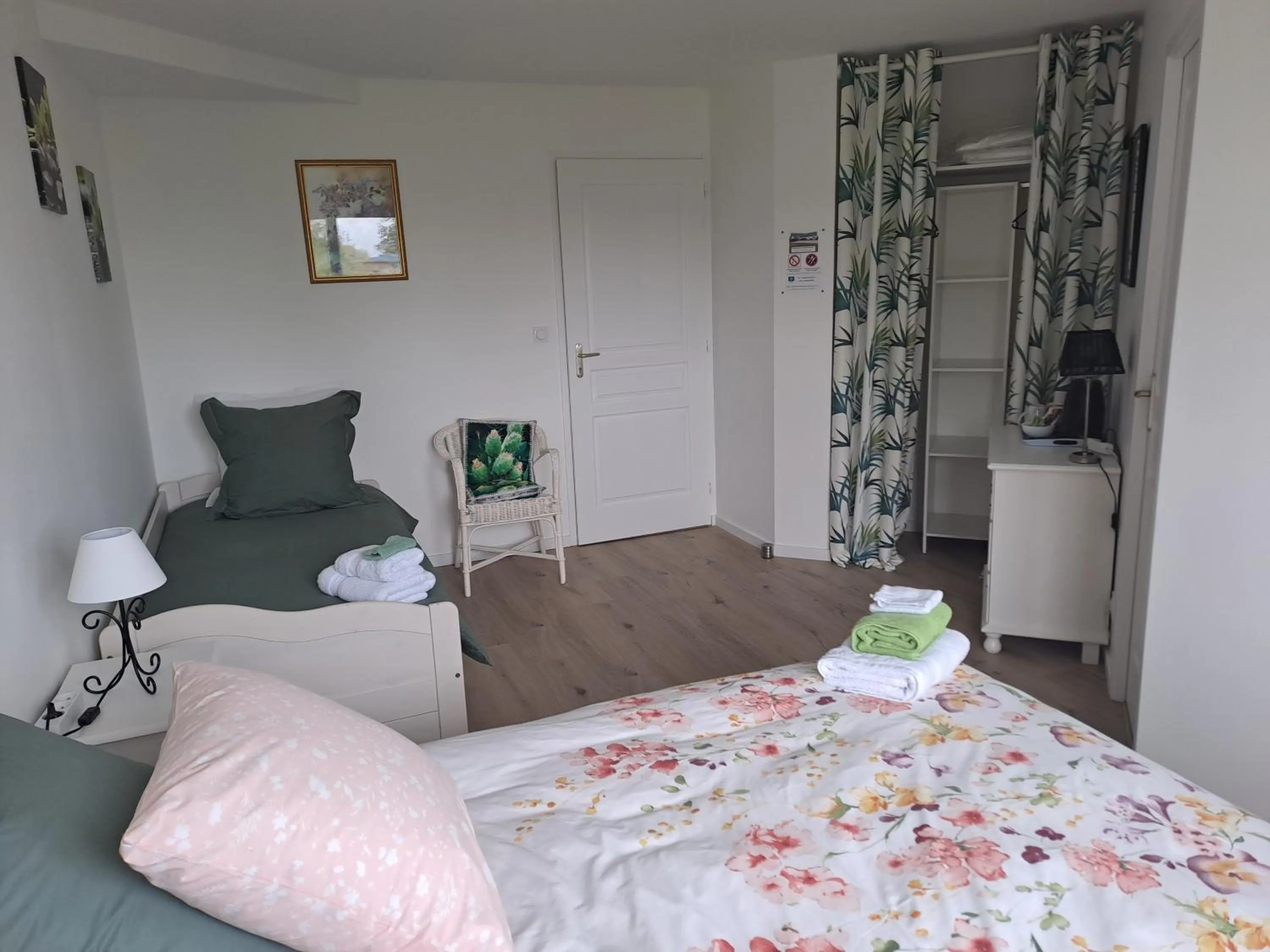 Bedroom, Bed in Les grandes Masures B&B