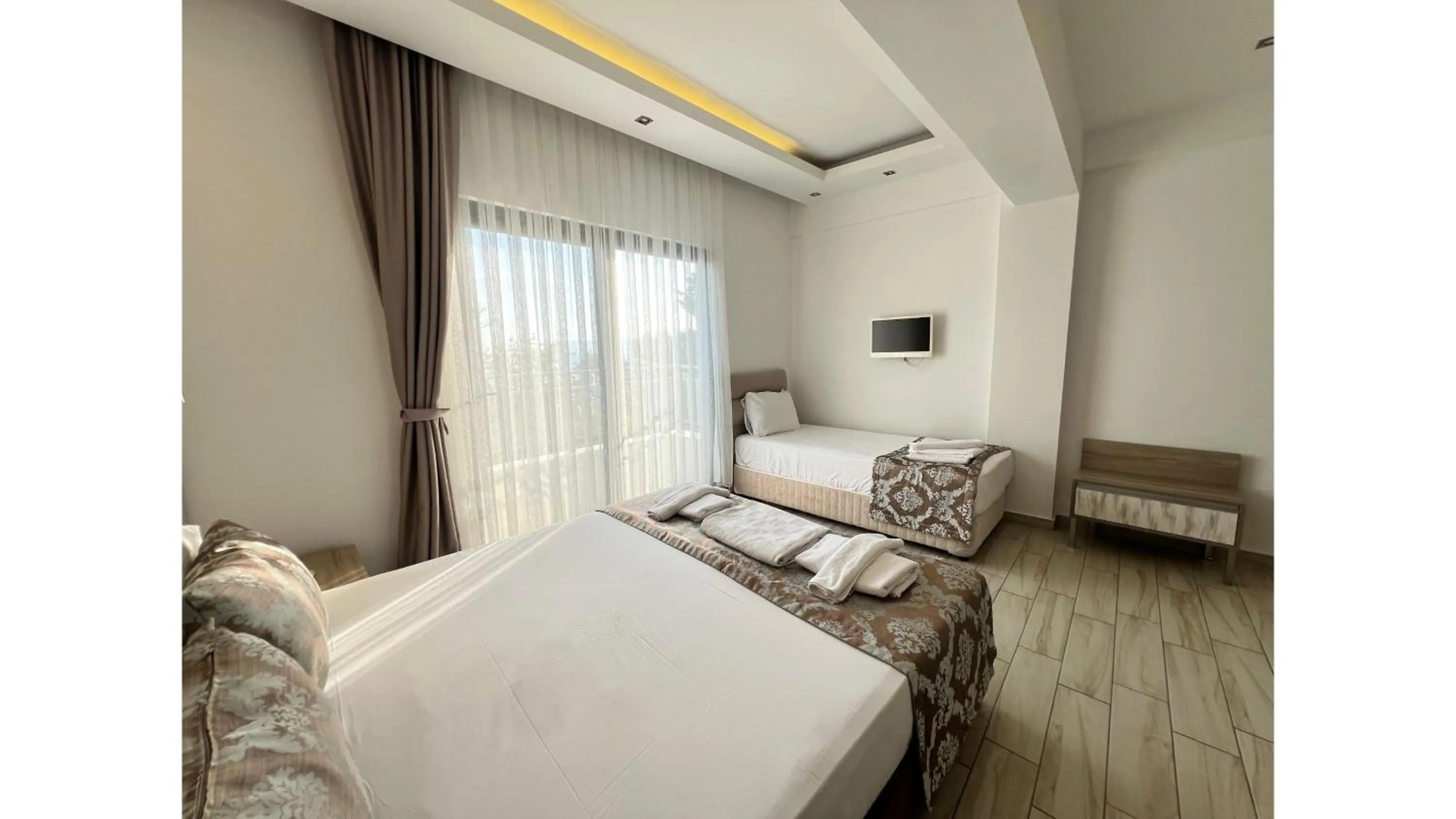 Photo of the whole room, Bed in Sardunya Andifli Otel