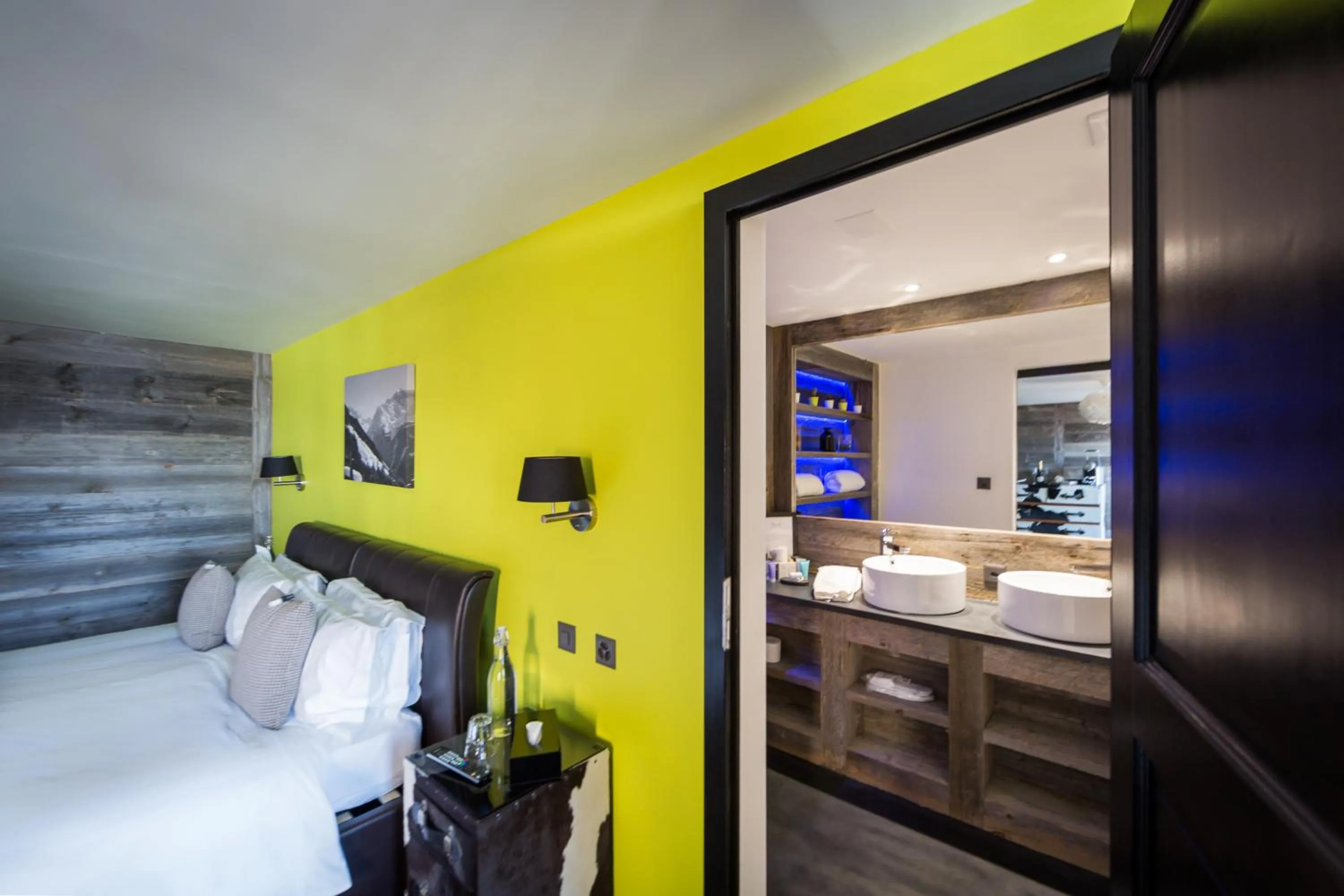 Bed in Hotel Farinet