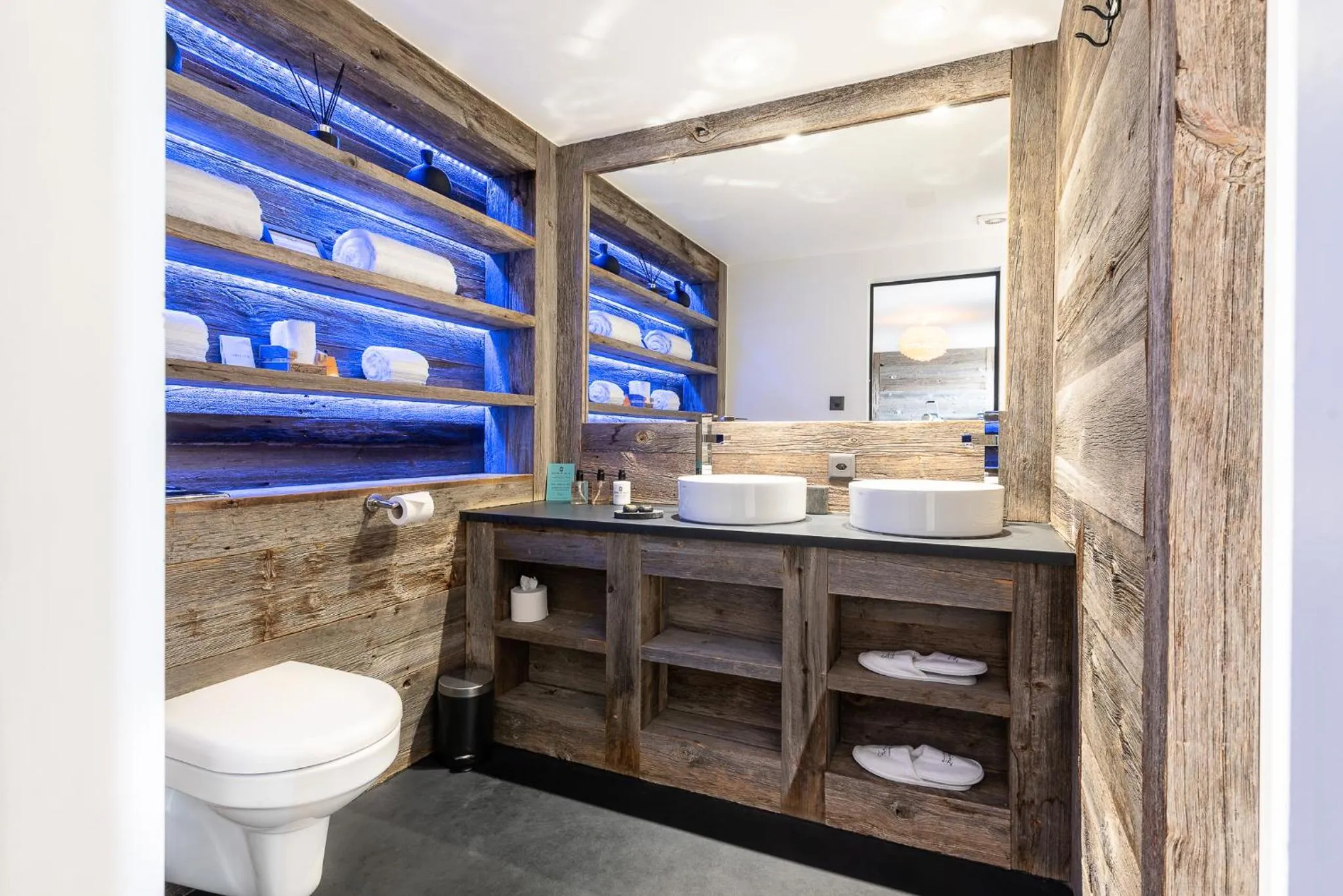 Bathroom in Hotel Farinet