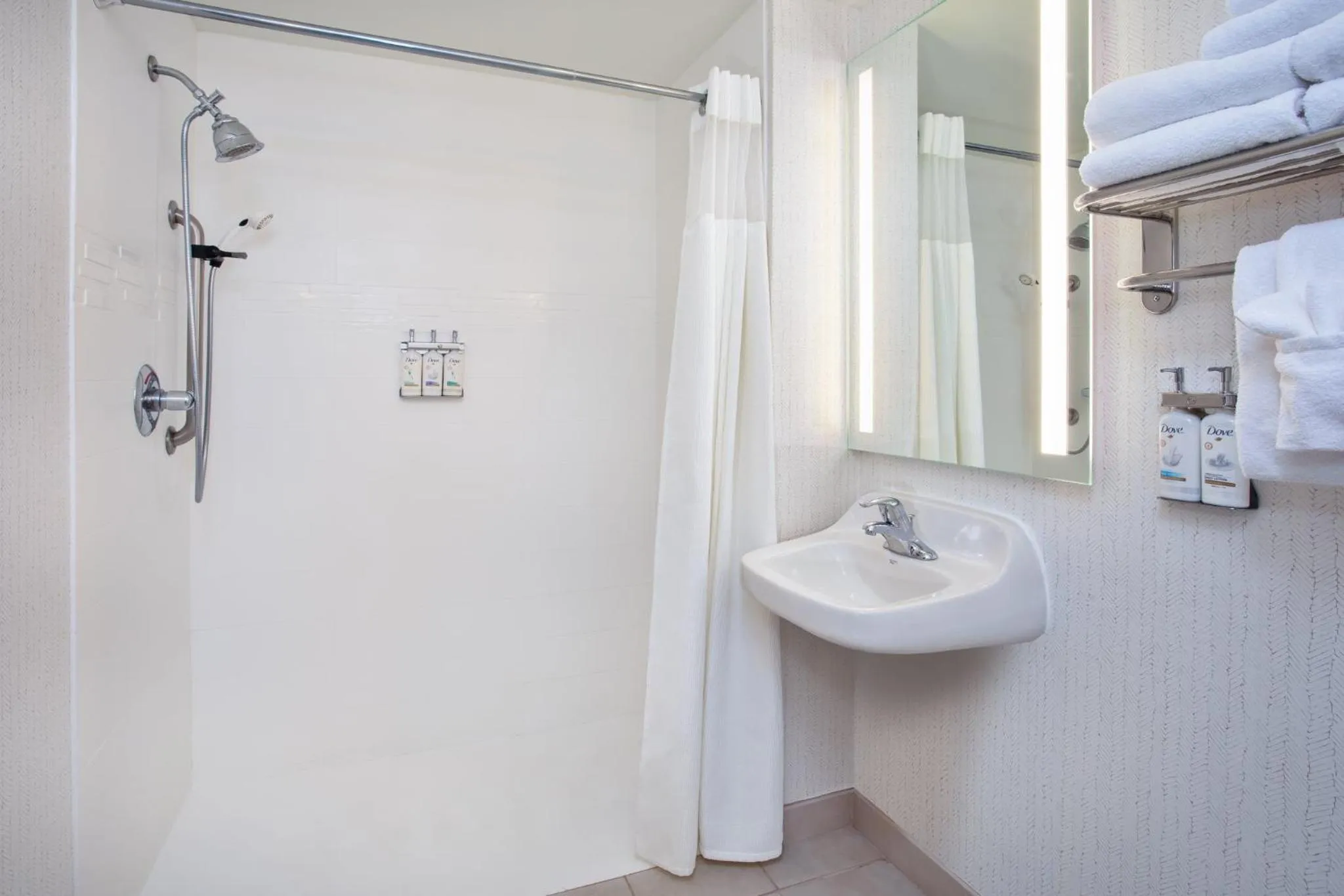 Photo of the whole room in Holiday Inn Canton-Belden Village by IHG