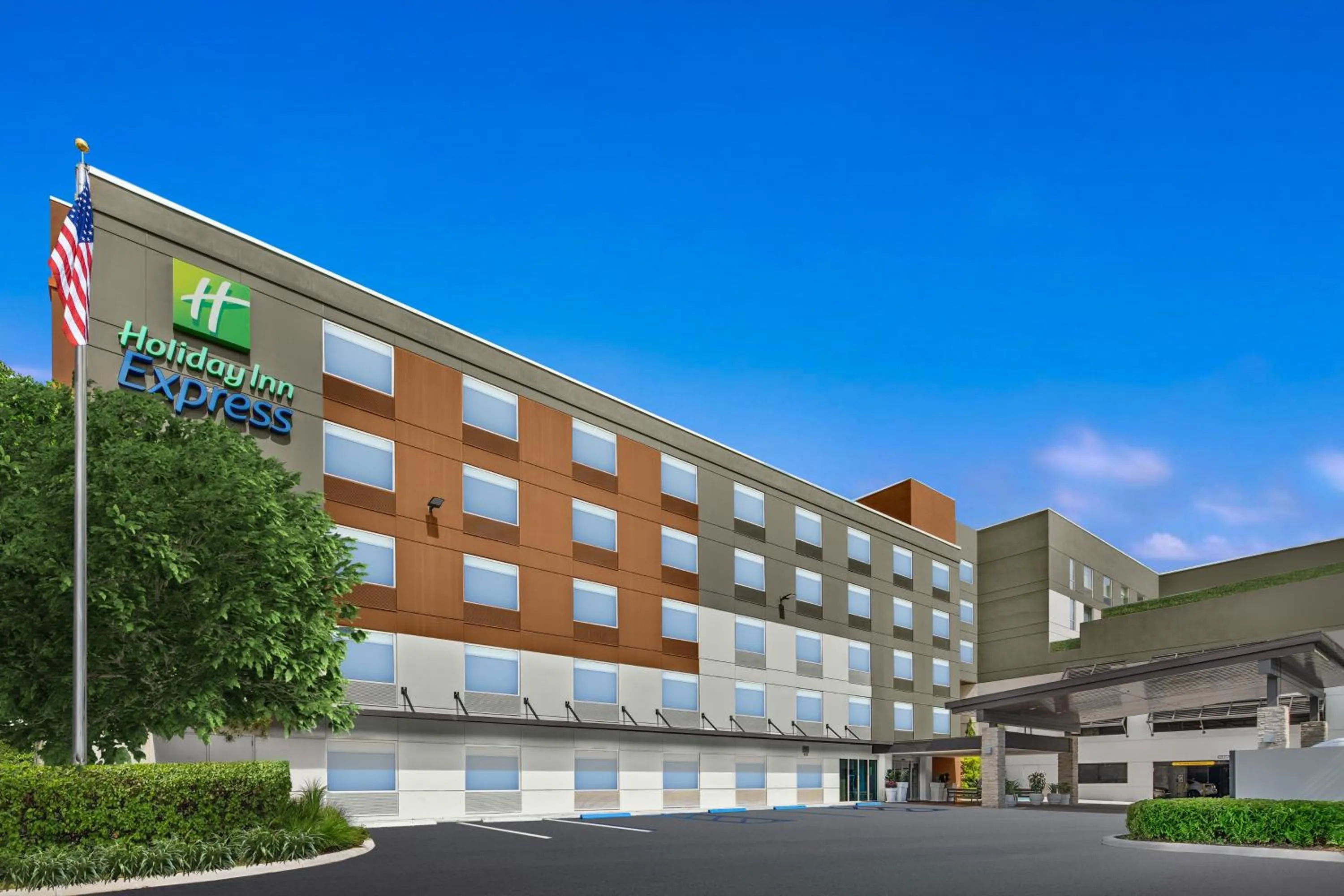 Property building in Holiday Inn Express Ft Lauderdale Cruise-Airport by IHG