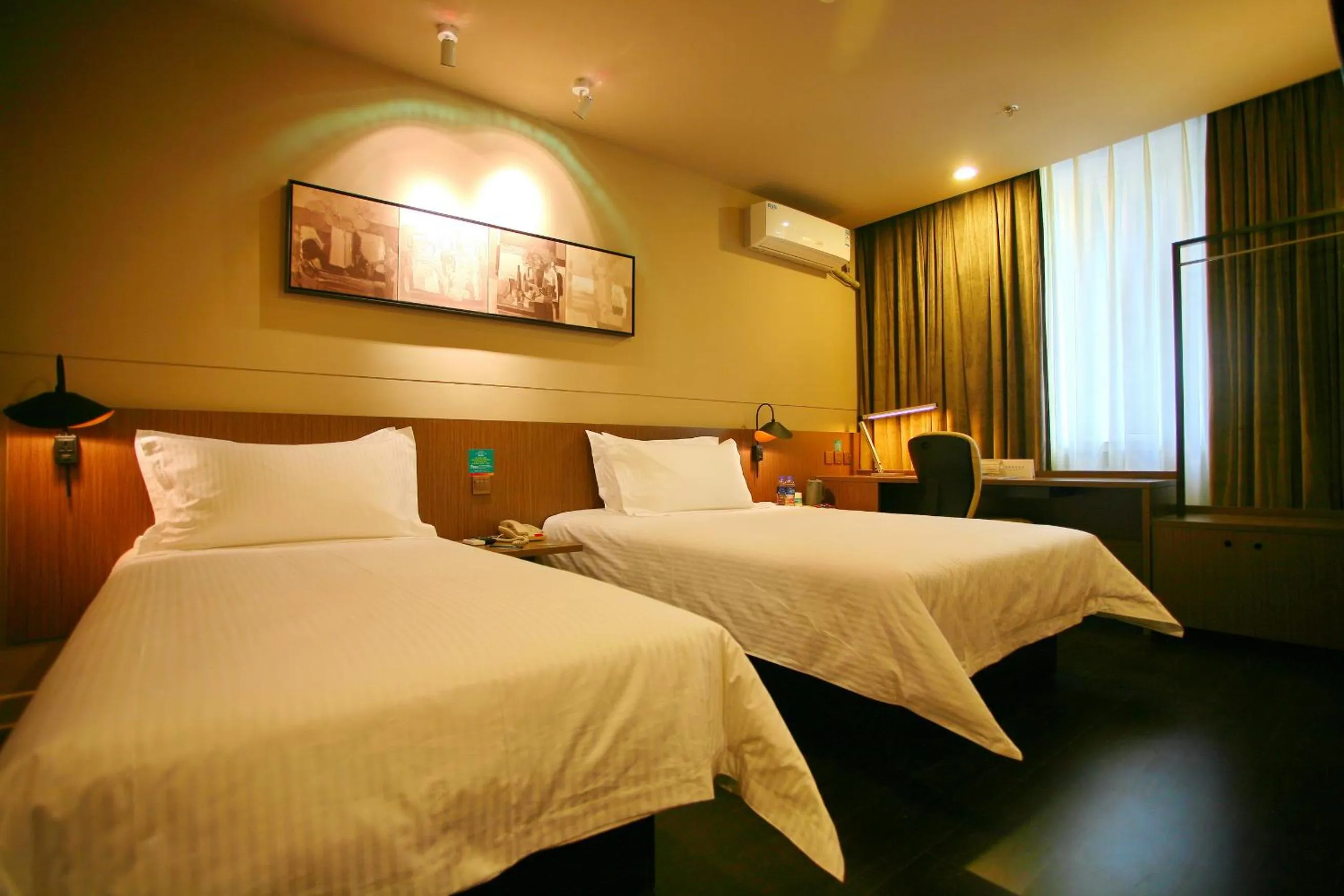 bunk bed, Bed in JinJiang Inn Pingyang Taiyuan Road Hotel