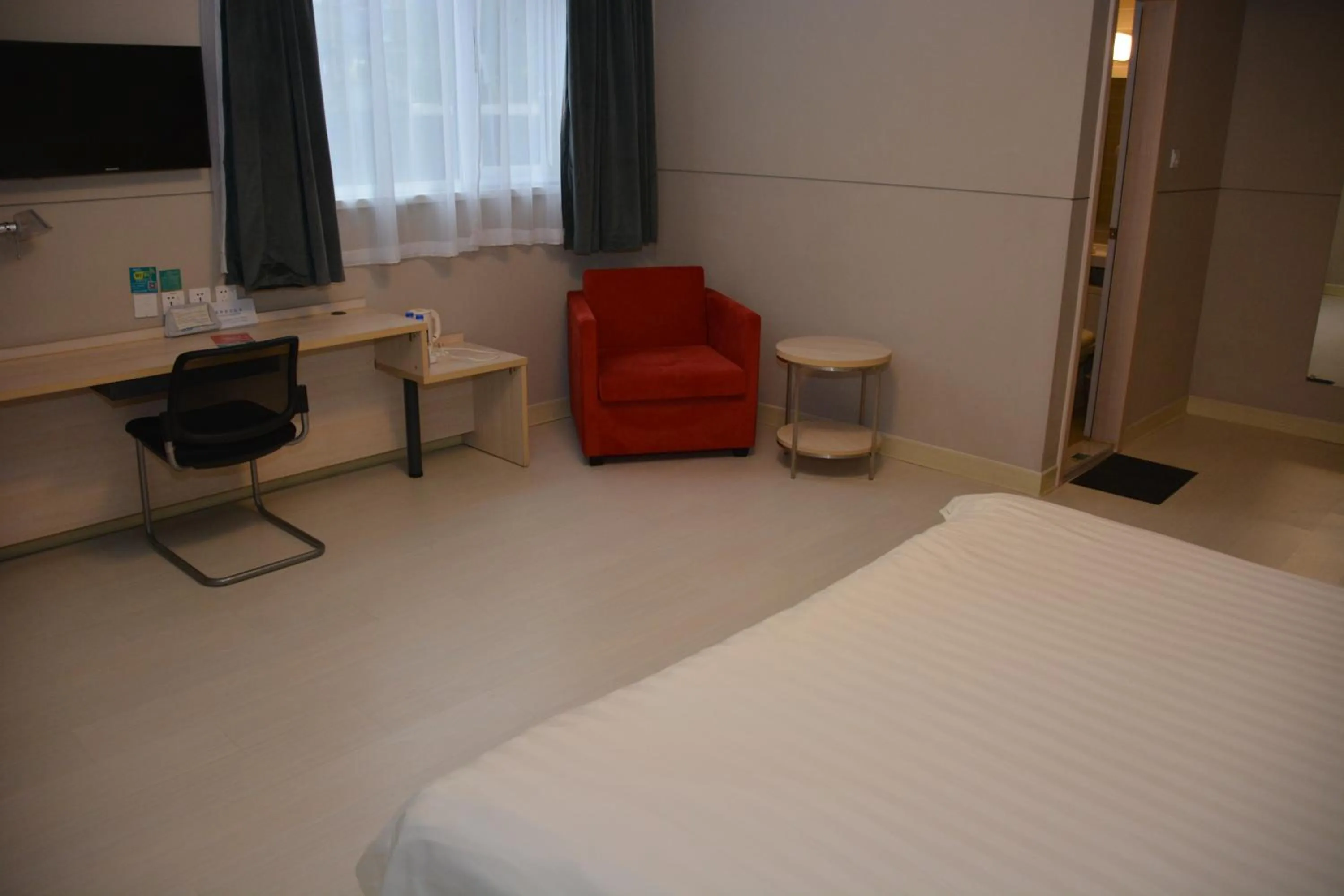 Decorative detail, TV/Entertainment Center in Jinjiang Inn Hotel Tianjin Jintang Highway Steel pipe company Light rail station Branch