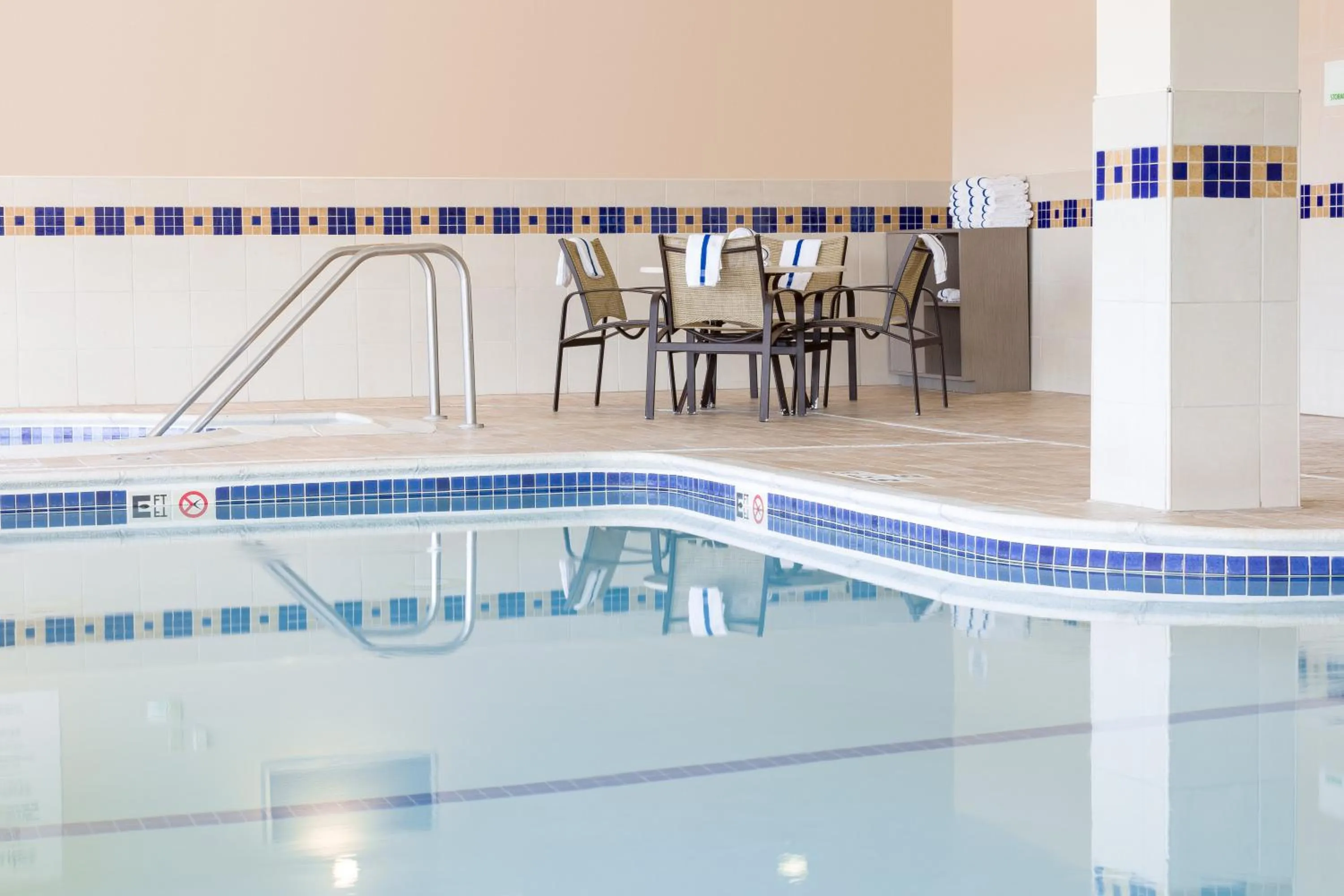 Swimming pool in Holiday Inn Manchester Airport by IHG