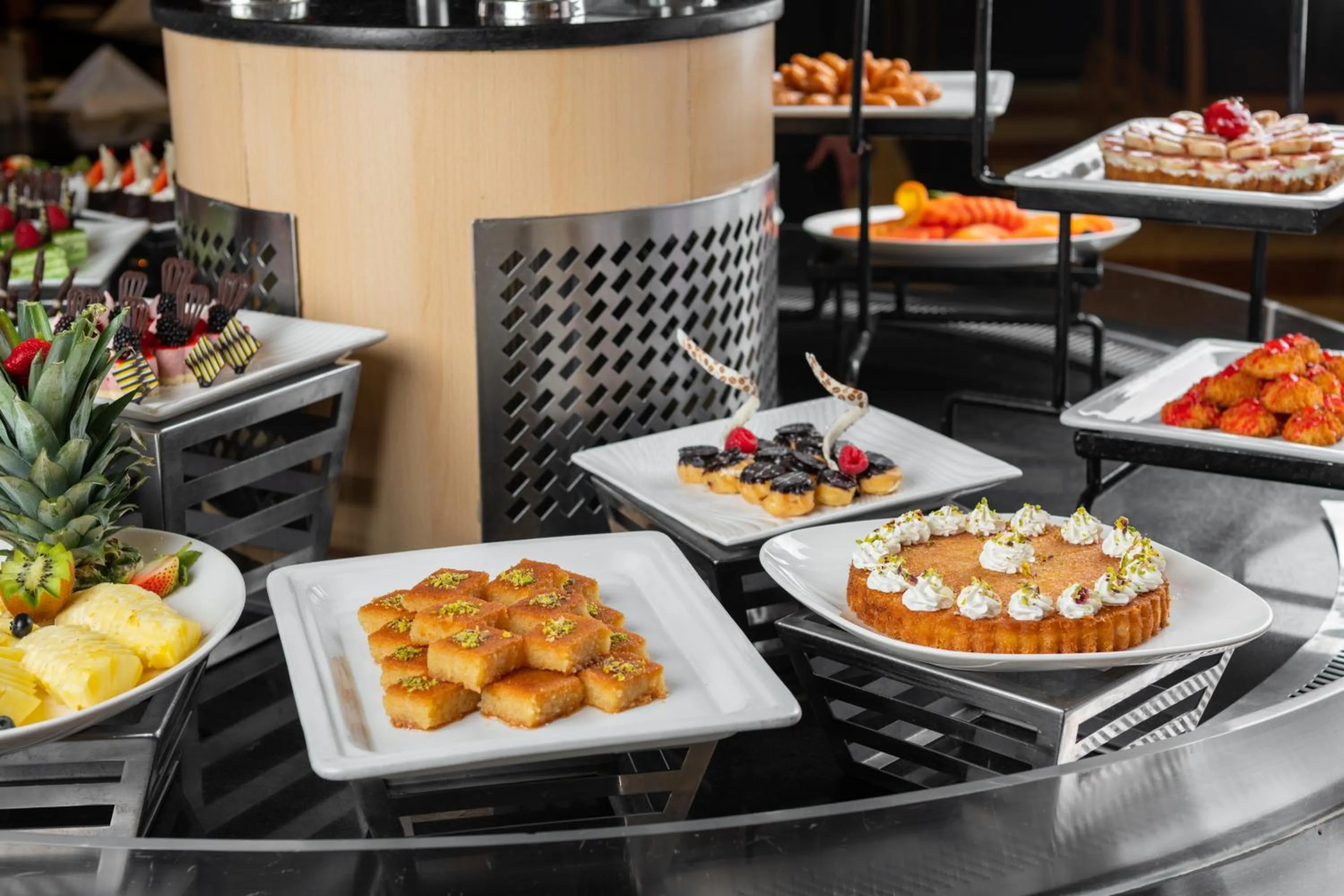 Buffet breakfast in Al Marwa Rayhaan by Rotana - Makkah