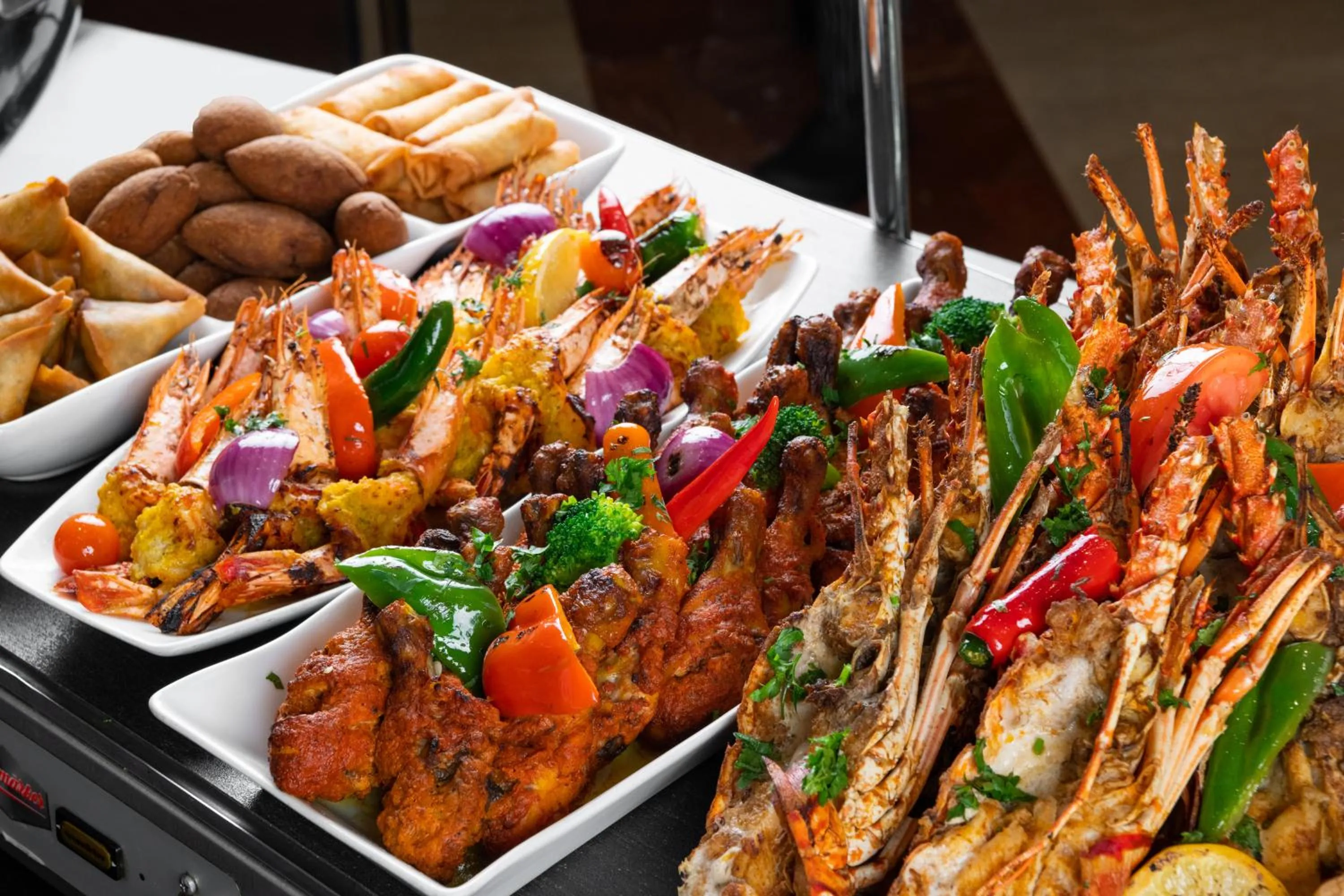 Food and drinks in Al Marwa Rayhaan by Rotana - Makkah