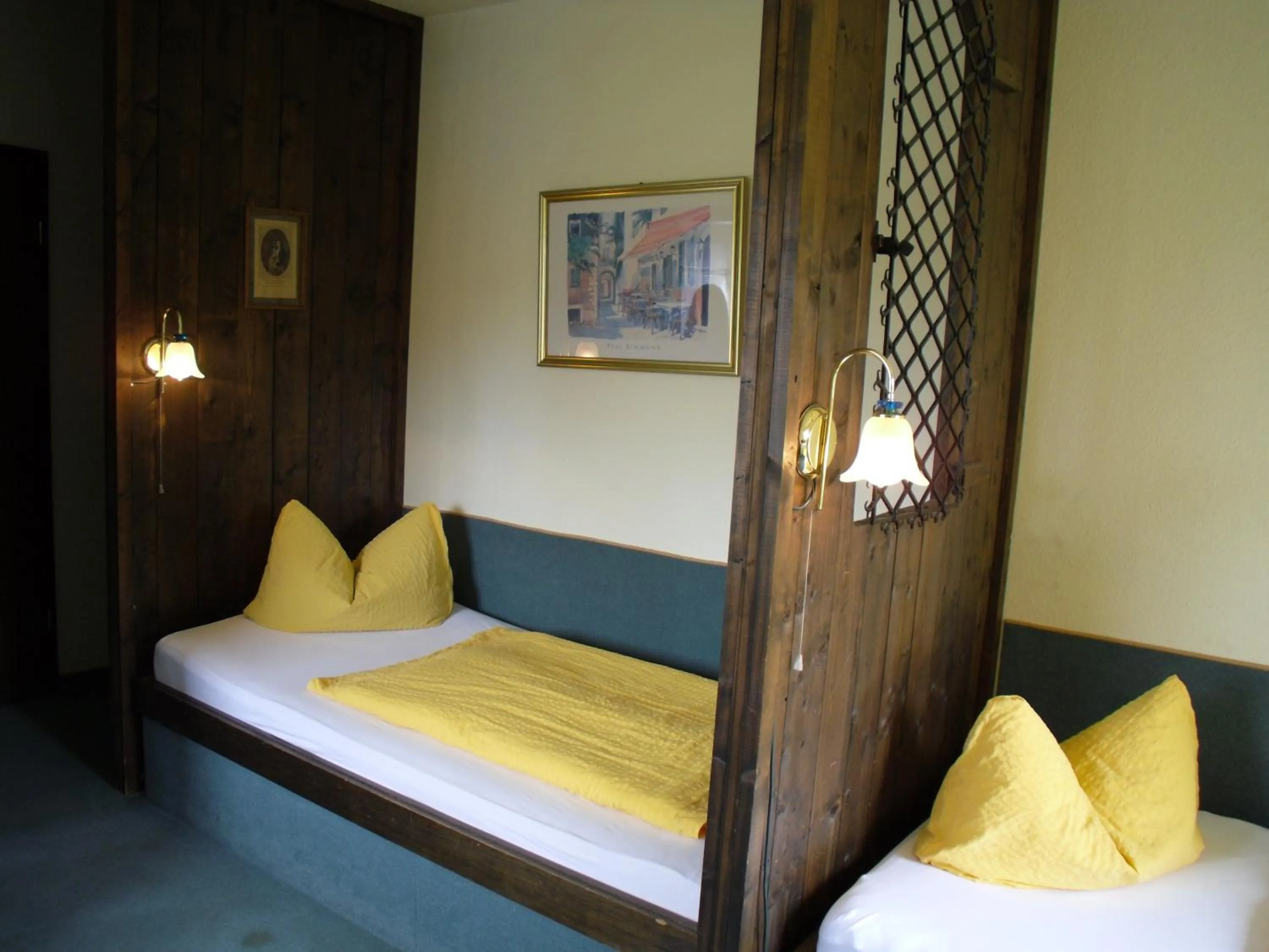 Decorative detail, Bed in Frau Holle-Land-Hotel Witzenhausen