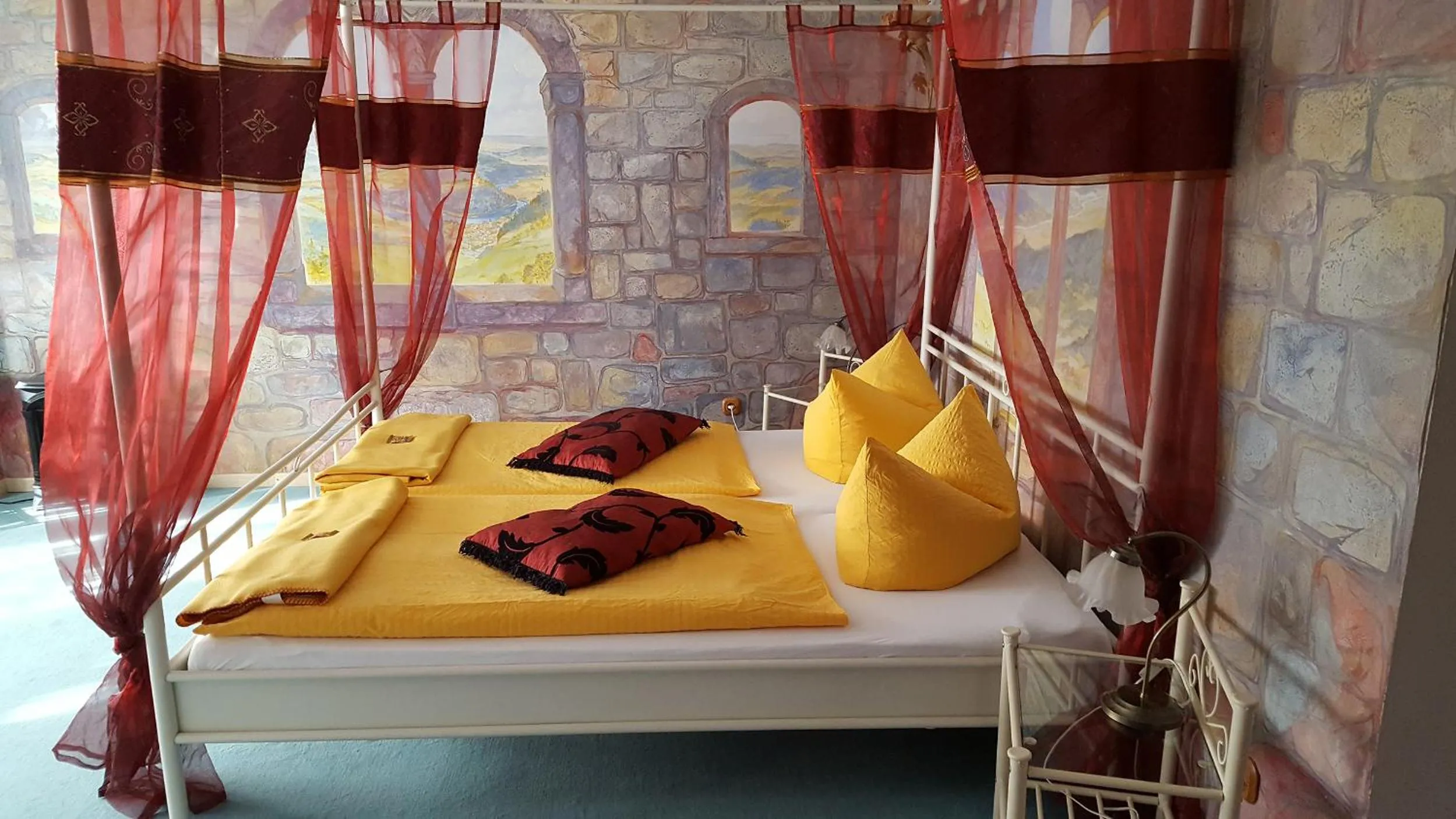 Bed in Frau Holle-Land-Hotel Witzenhausen