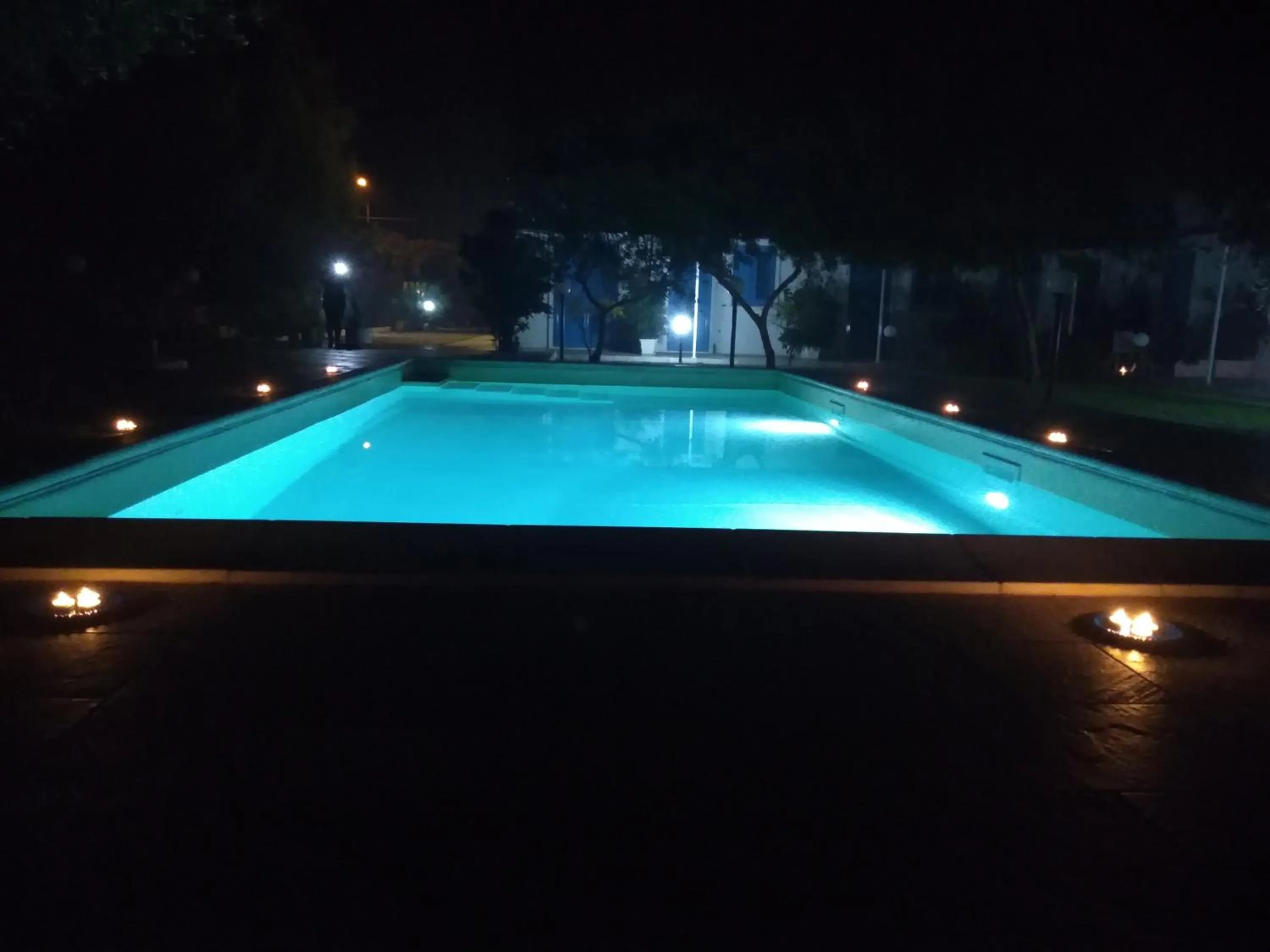 Pool view in Verdeblu