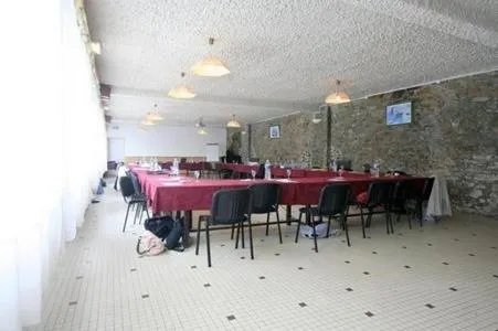 Business facilities in Logis Cosy - Hôtel Le Moulin Neuf - Chantonnay