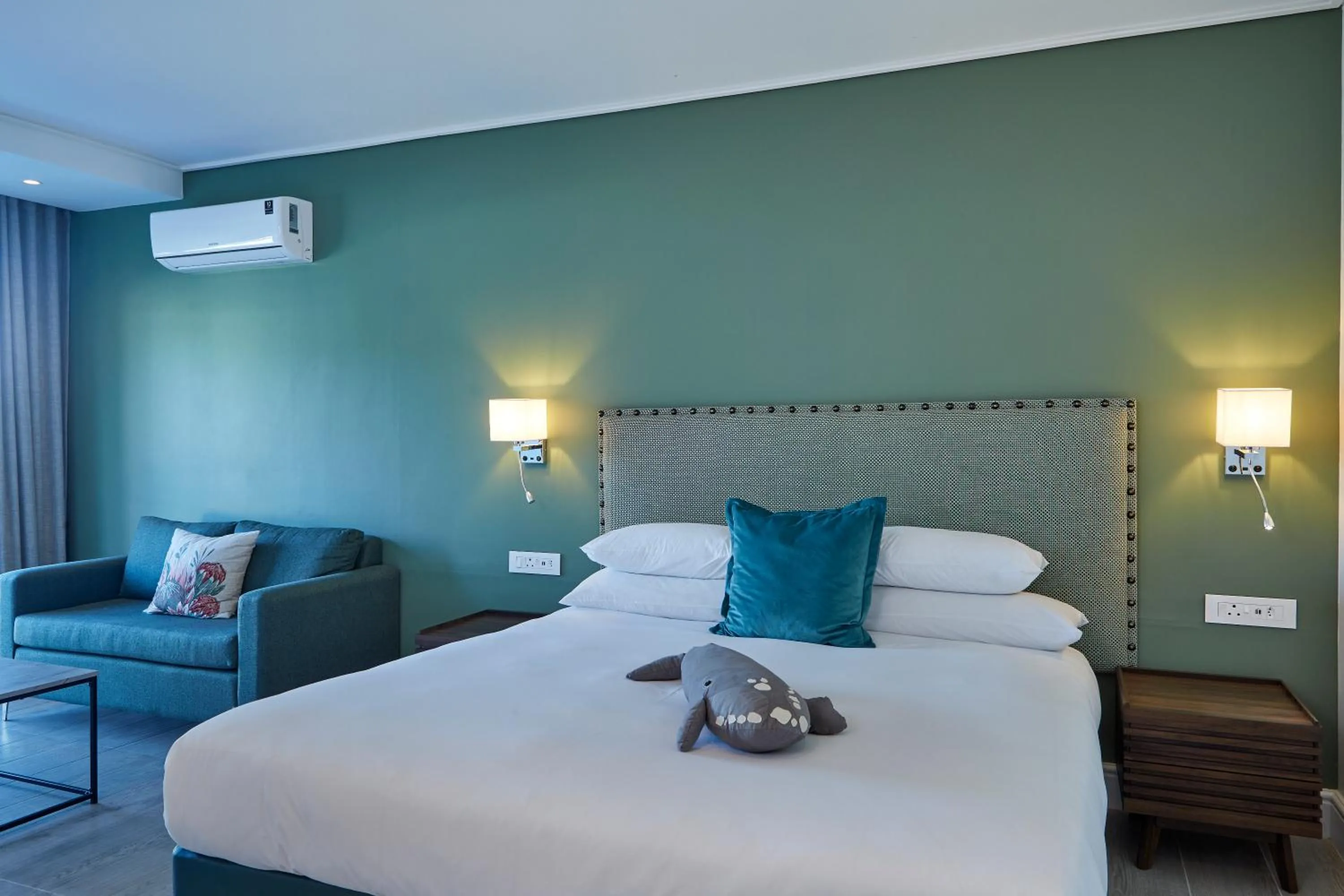 Bed in One Marine Drive Boutique Hotel & Spa by The Living Journey Collection