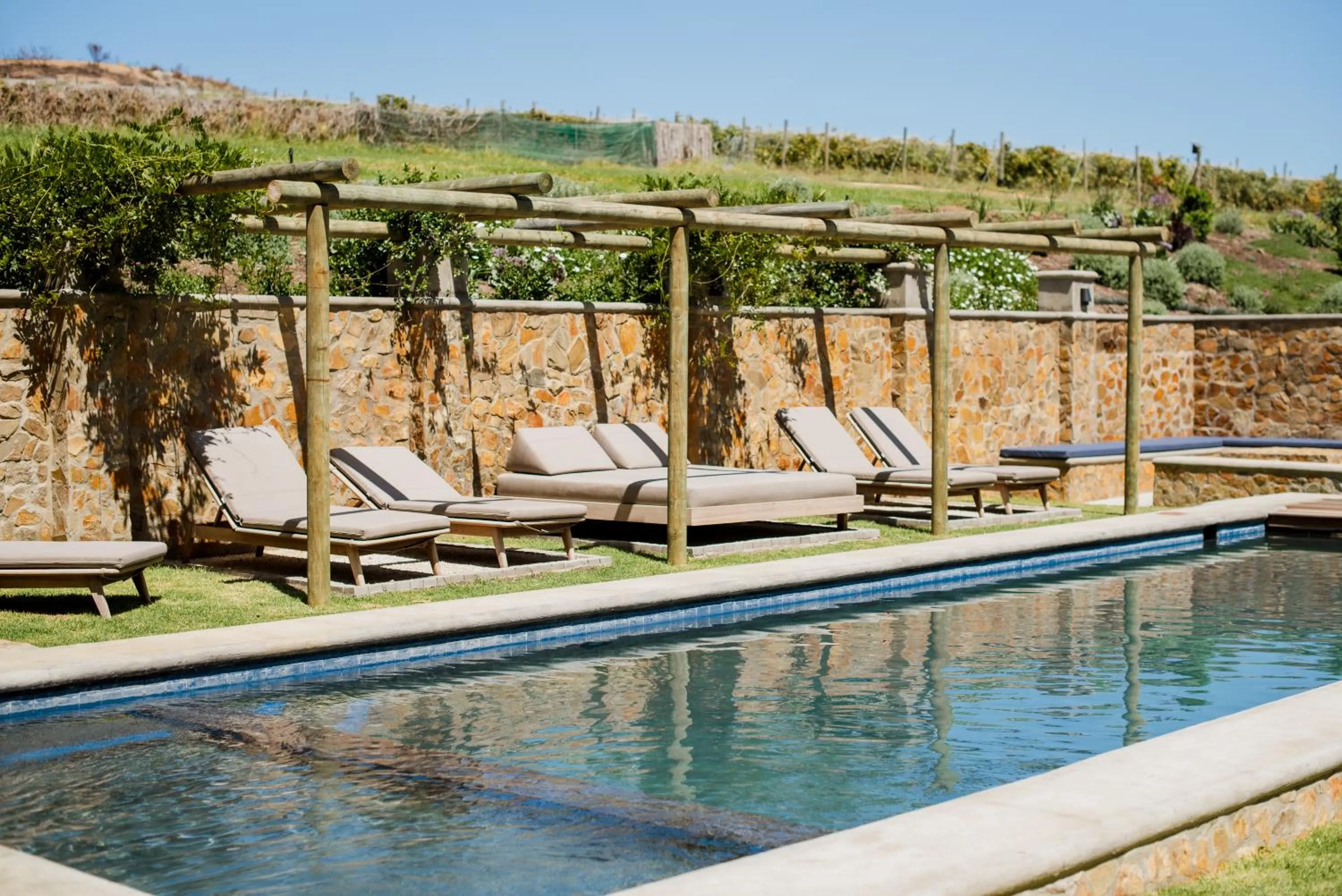 Swimming pool in Stanford Valley Country Lodge