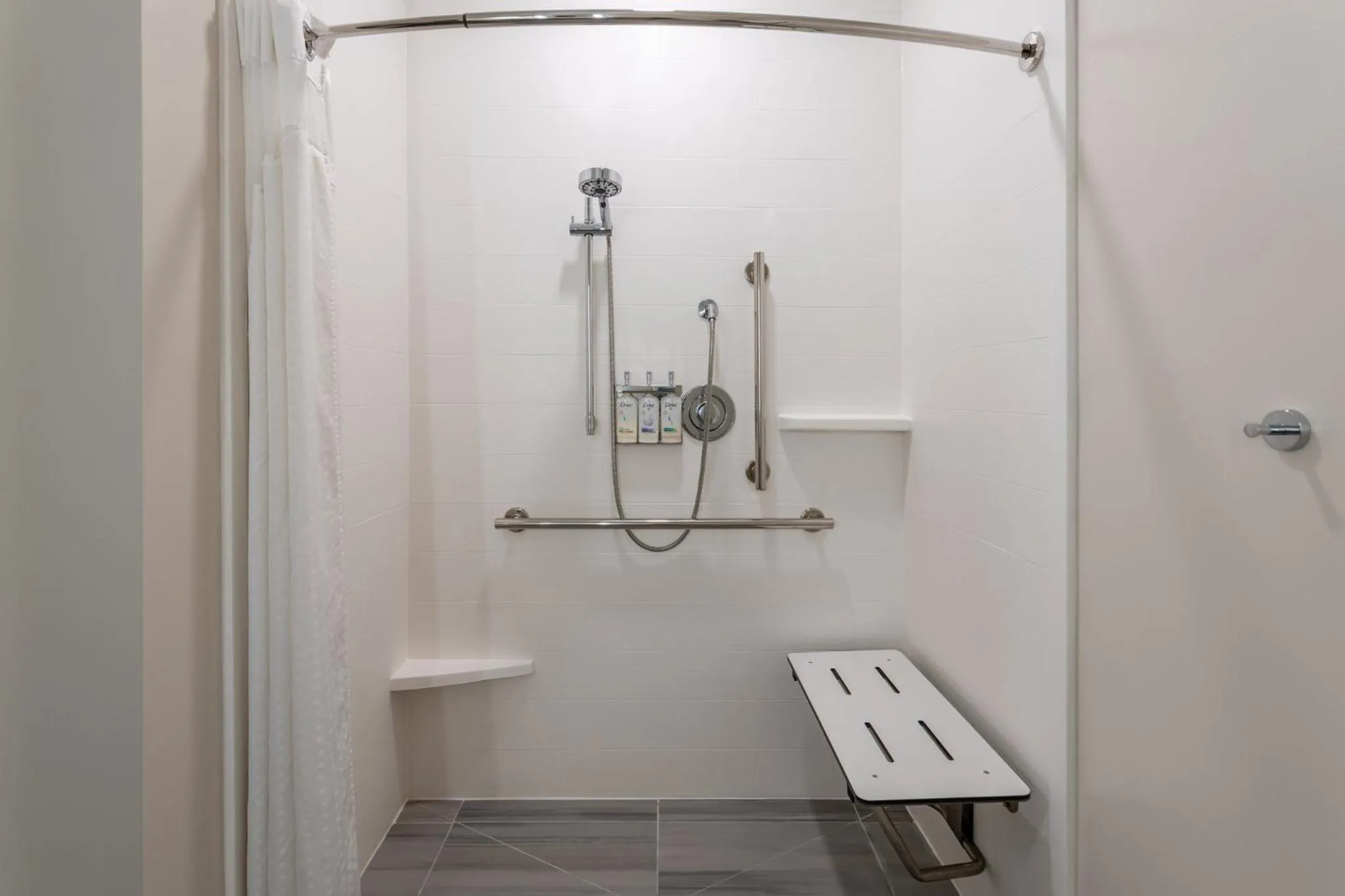 Photo of the whole room in Holiday Inn Express Hotel & Suites Vineland Millville by IHG