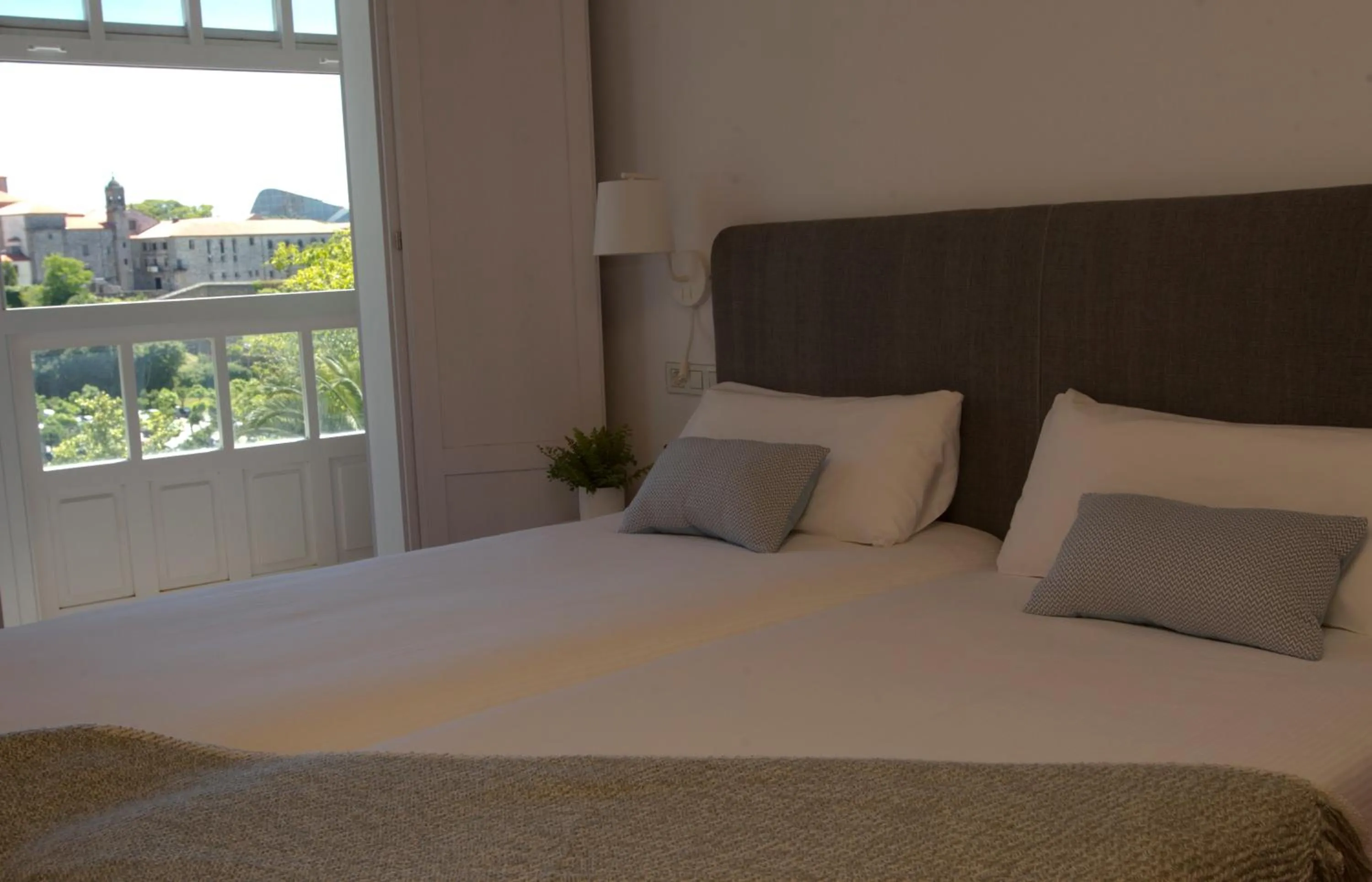 Bedroom, Bed in Pensión O Xardin de Julia