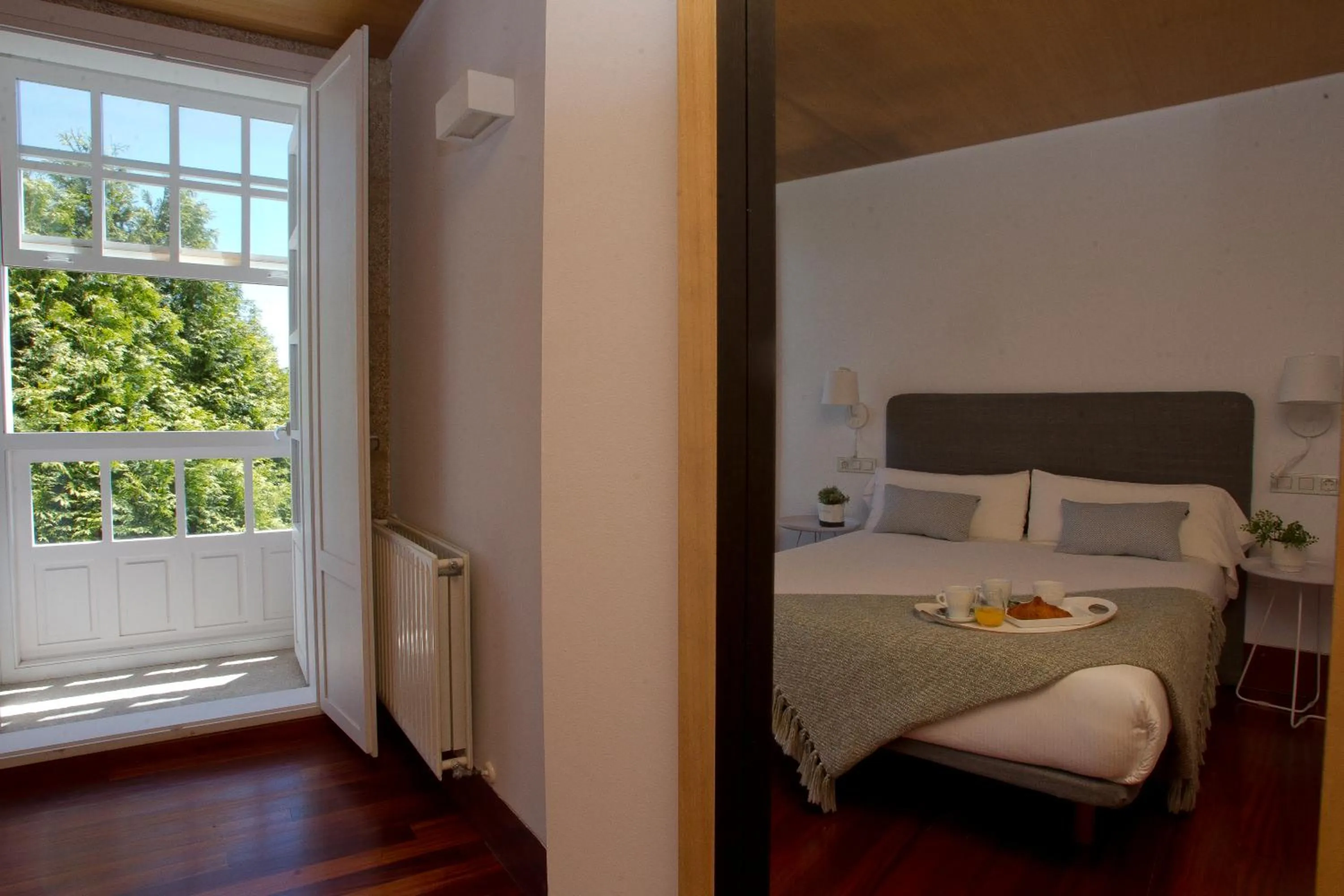 Bedroom, Bed in Pensión O Xardin de Julia