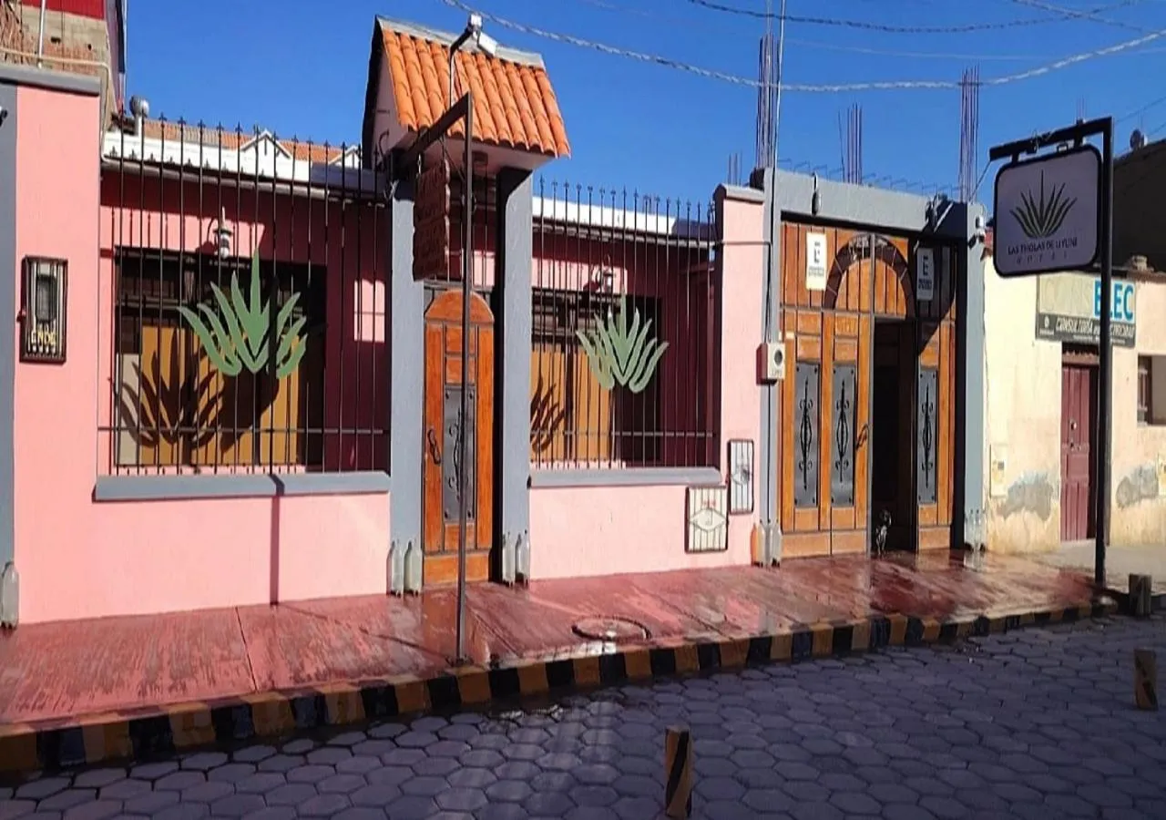Facade/entrance in Las Tholas Hotel