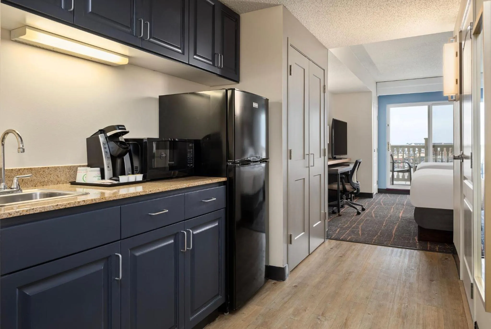 Photo of the whole room in Holiday Inn Hotel & Suites Maple Grove Northwest Minneapolis-Arbor Lakes by IHG