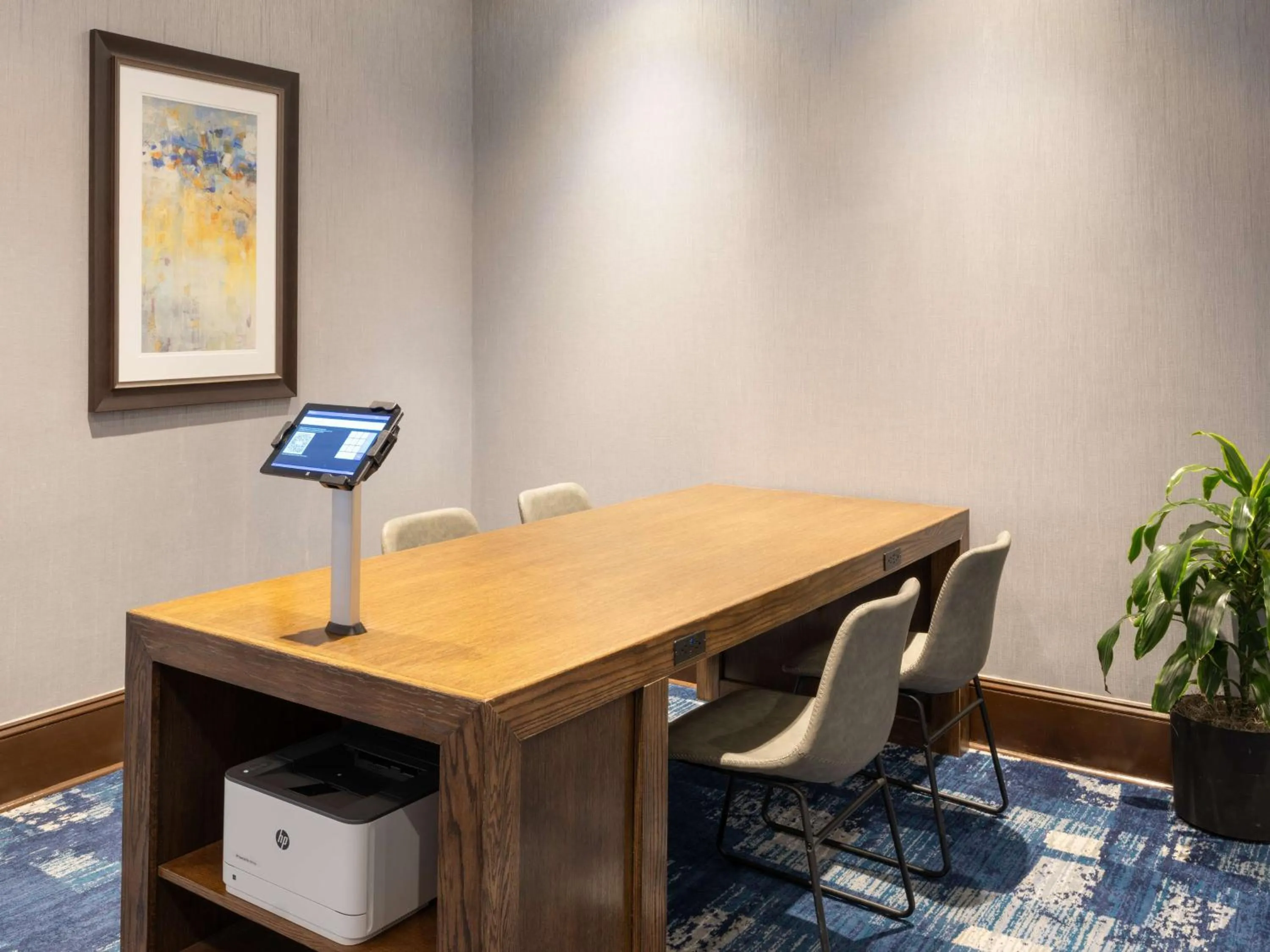 Business facilities in Hilton Durham near Duke University