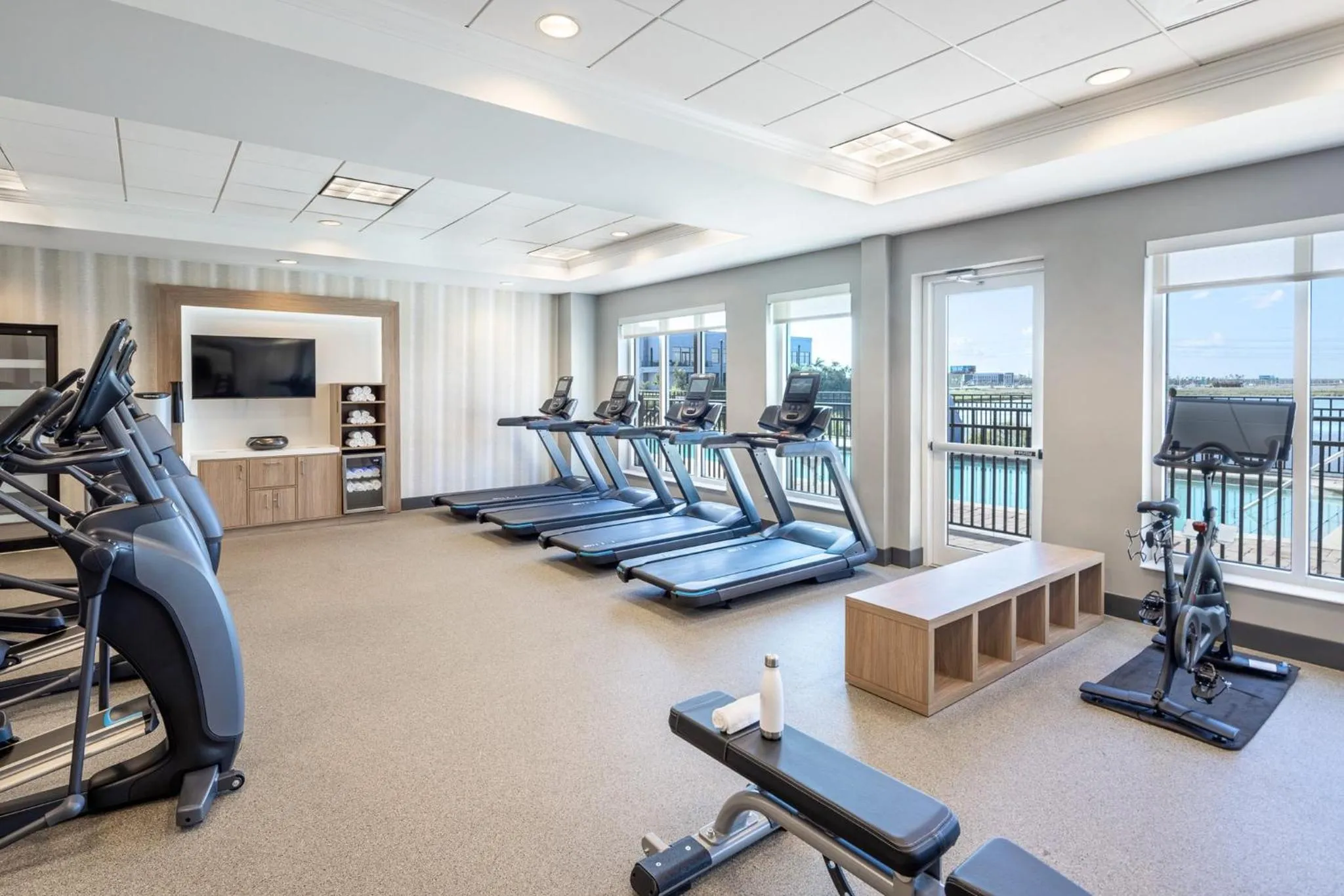 Fitness centre/facilities in Crowne Plaza Ft Myers Gulf Coast by IHG