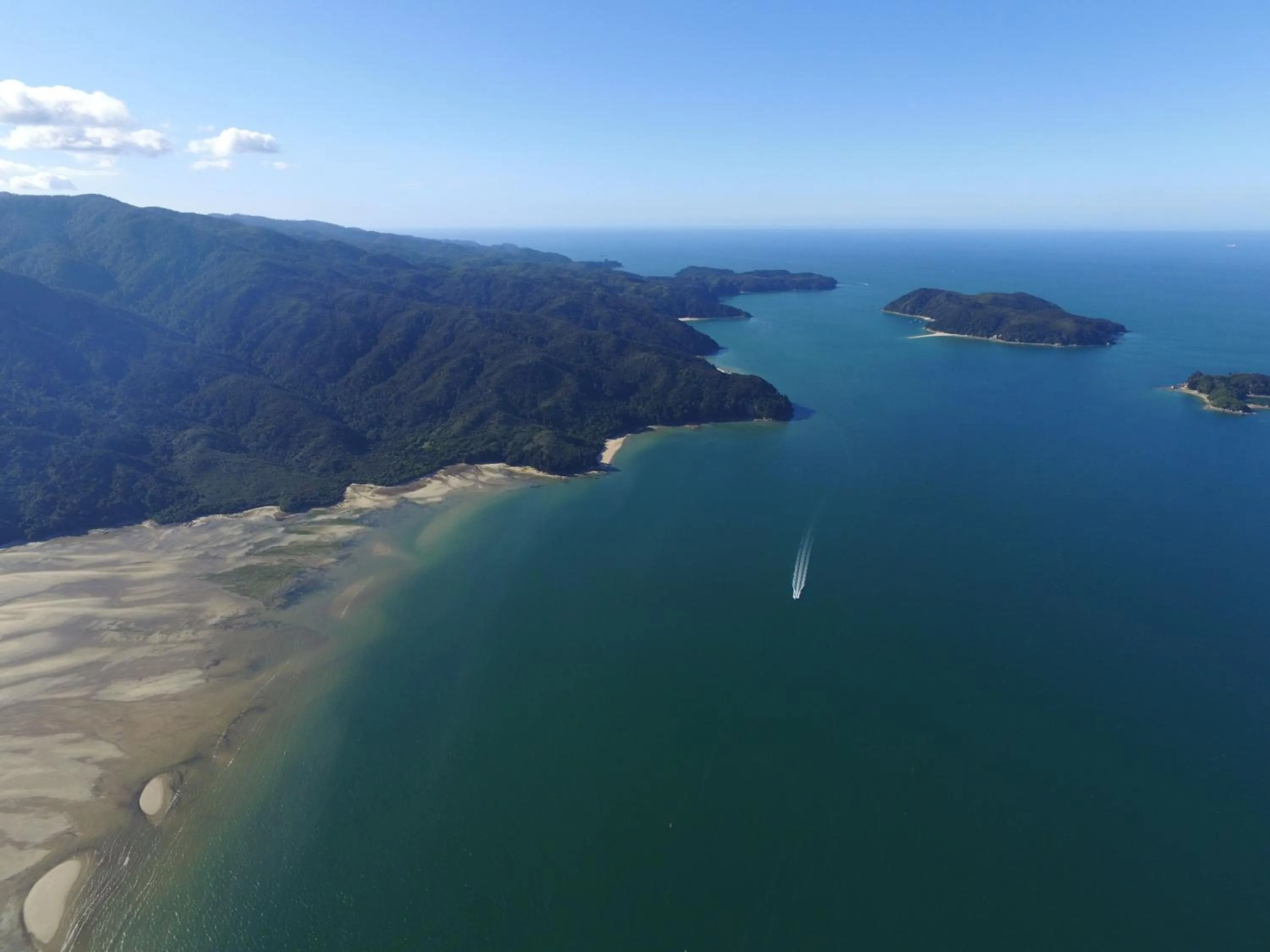 Natural landscape in The Barn Cabins & Camp