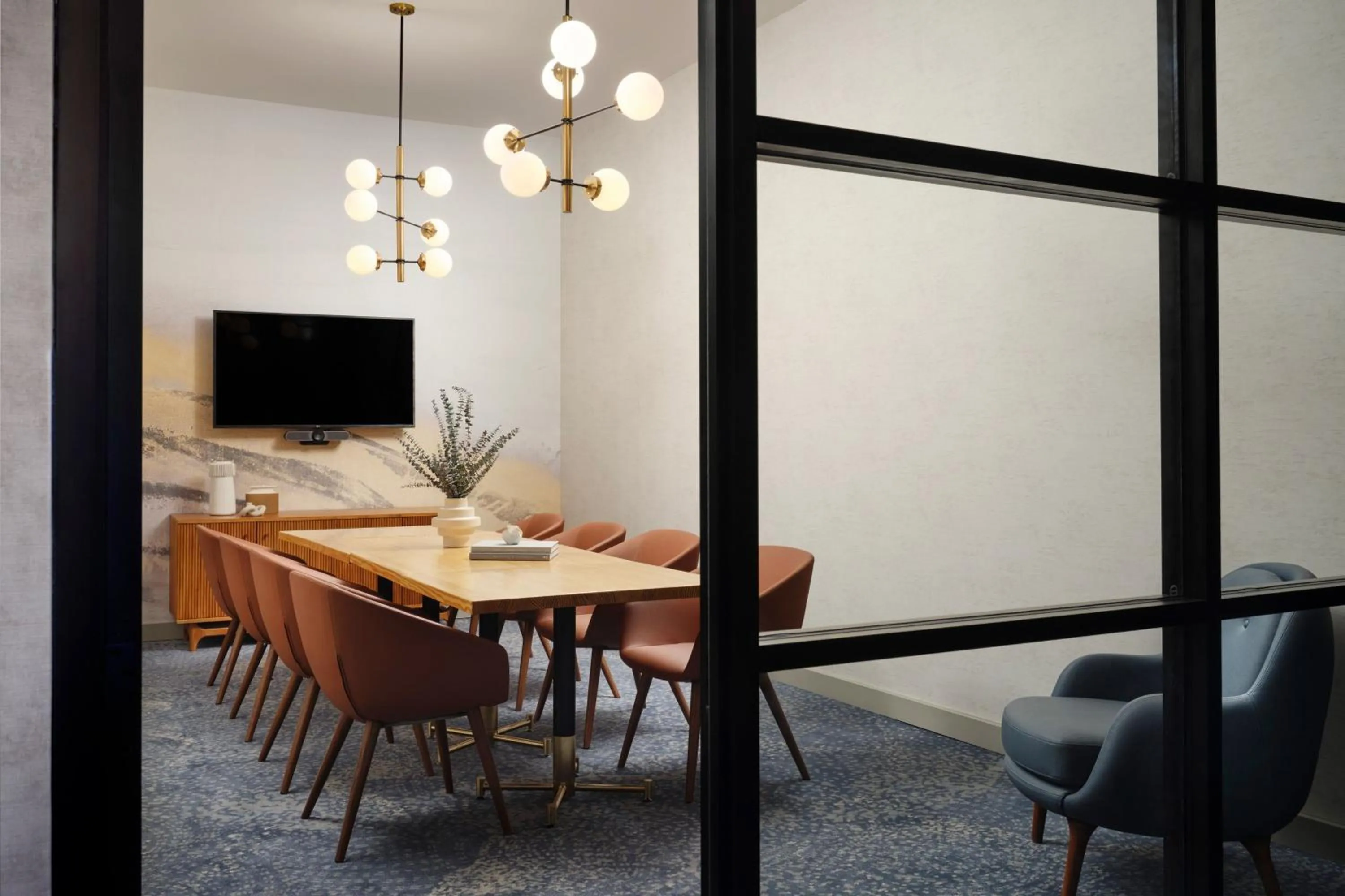 Meeting/conference room in Sheraton Grand Rapids Airport Hotel